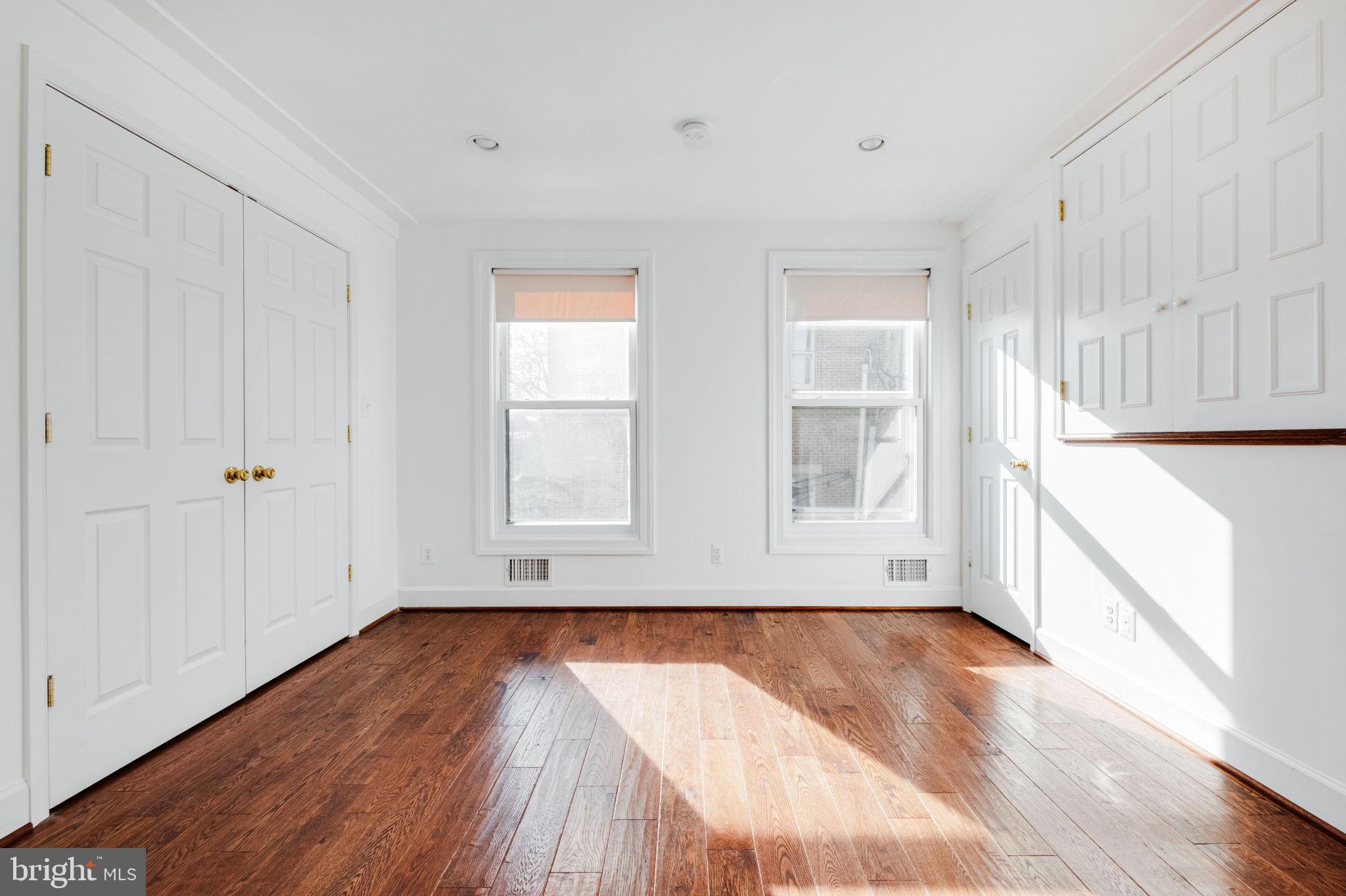 OLD TOWN ALEXANDRIA - Residential Lease