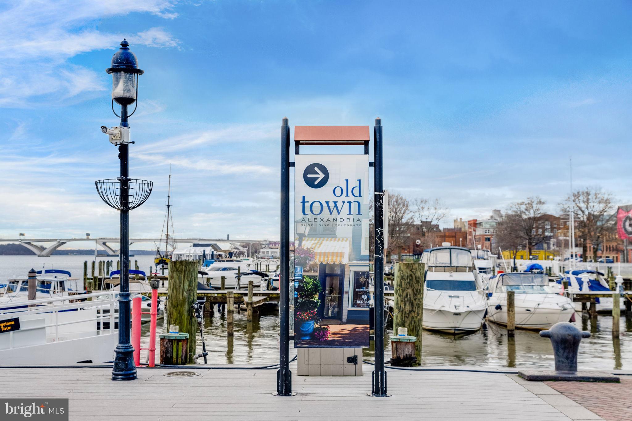 OLD TOWN ALEXANDRIA - Residential Lease