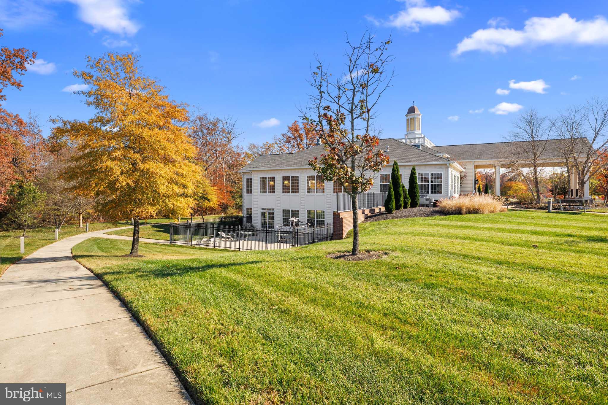 HERITAGE AT ST. CHARLES - Residential