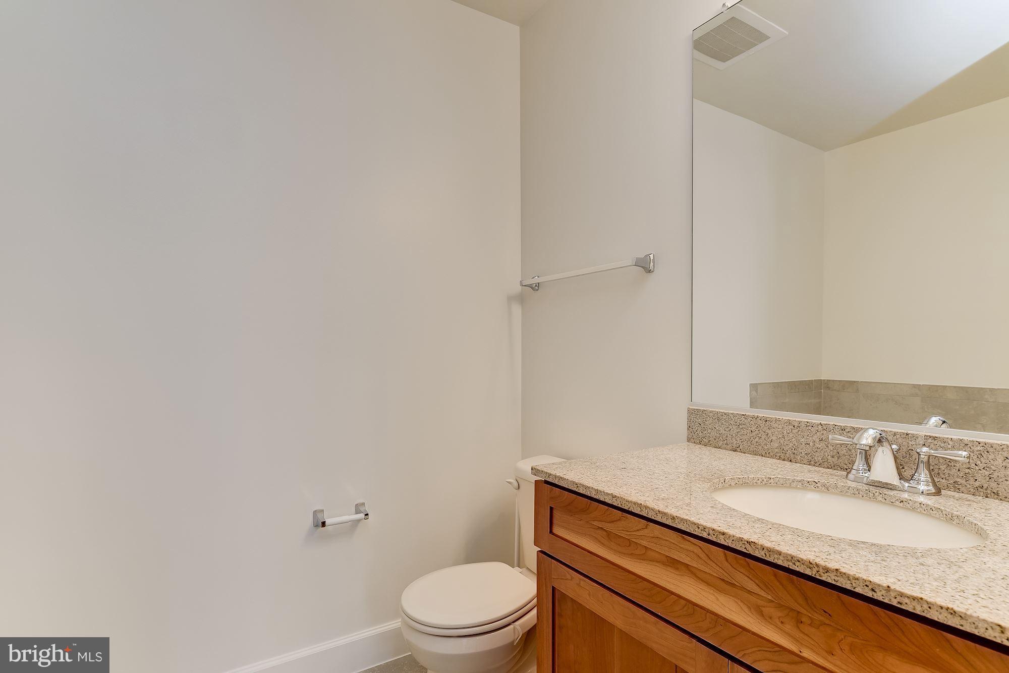 STATION SQUARE - Residential Lease