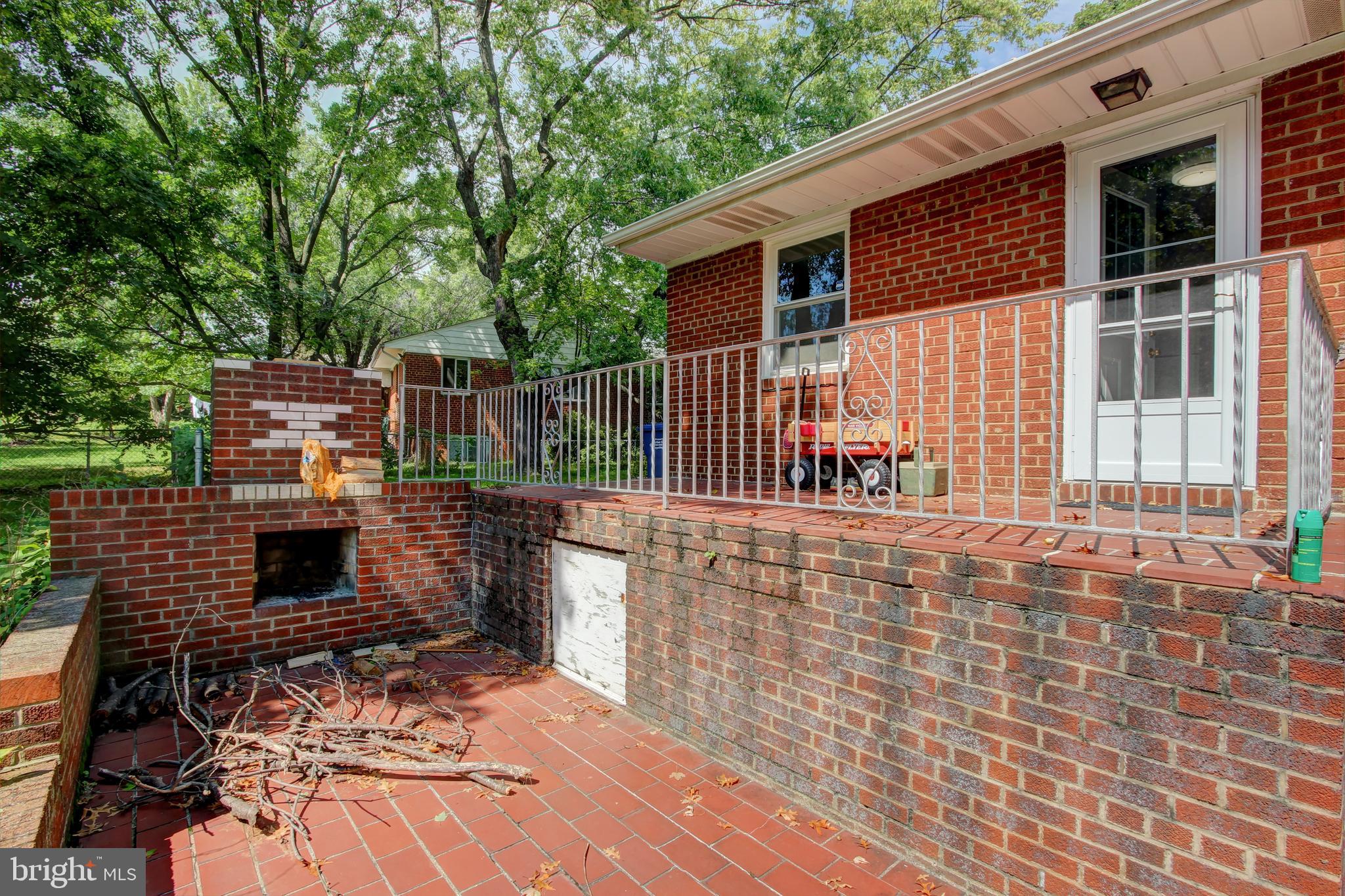 BEDDOO HEIGHTS - Residential Lease