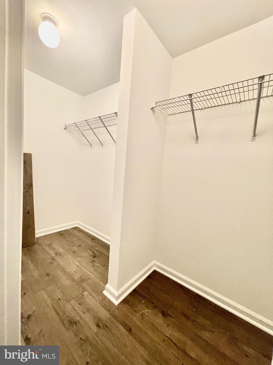 LANSDOWNE ON THE POTOMAC - Residential