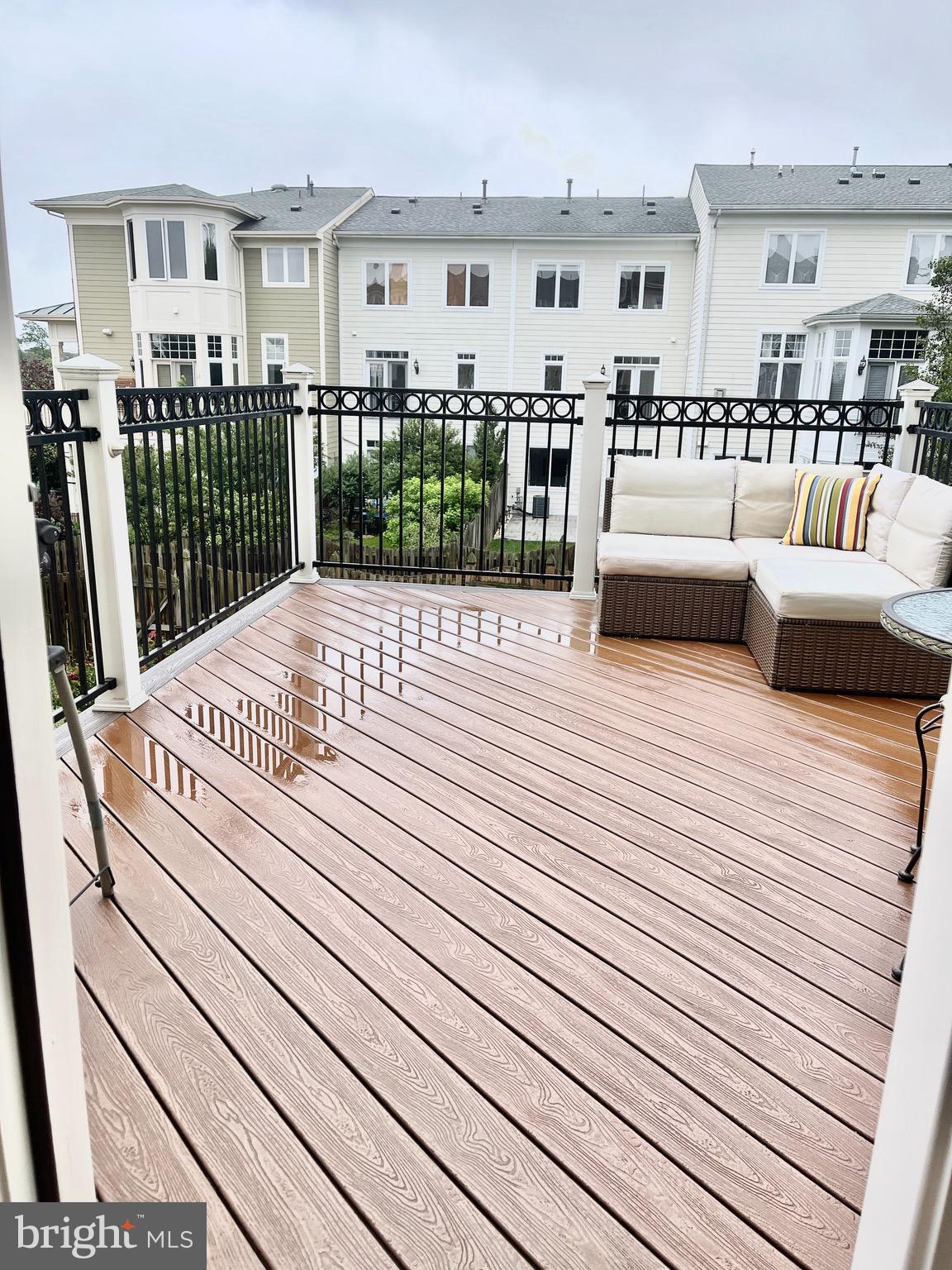 LANSDOWNE ON THE POTOMAC - Residential