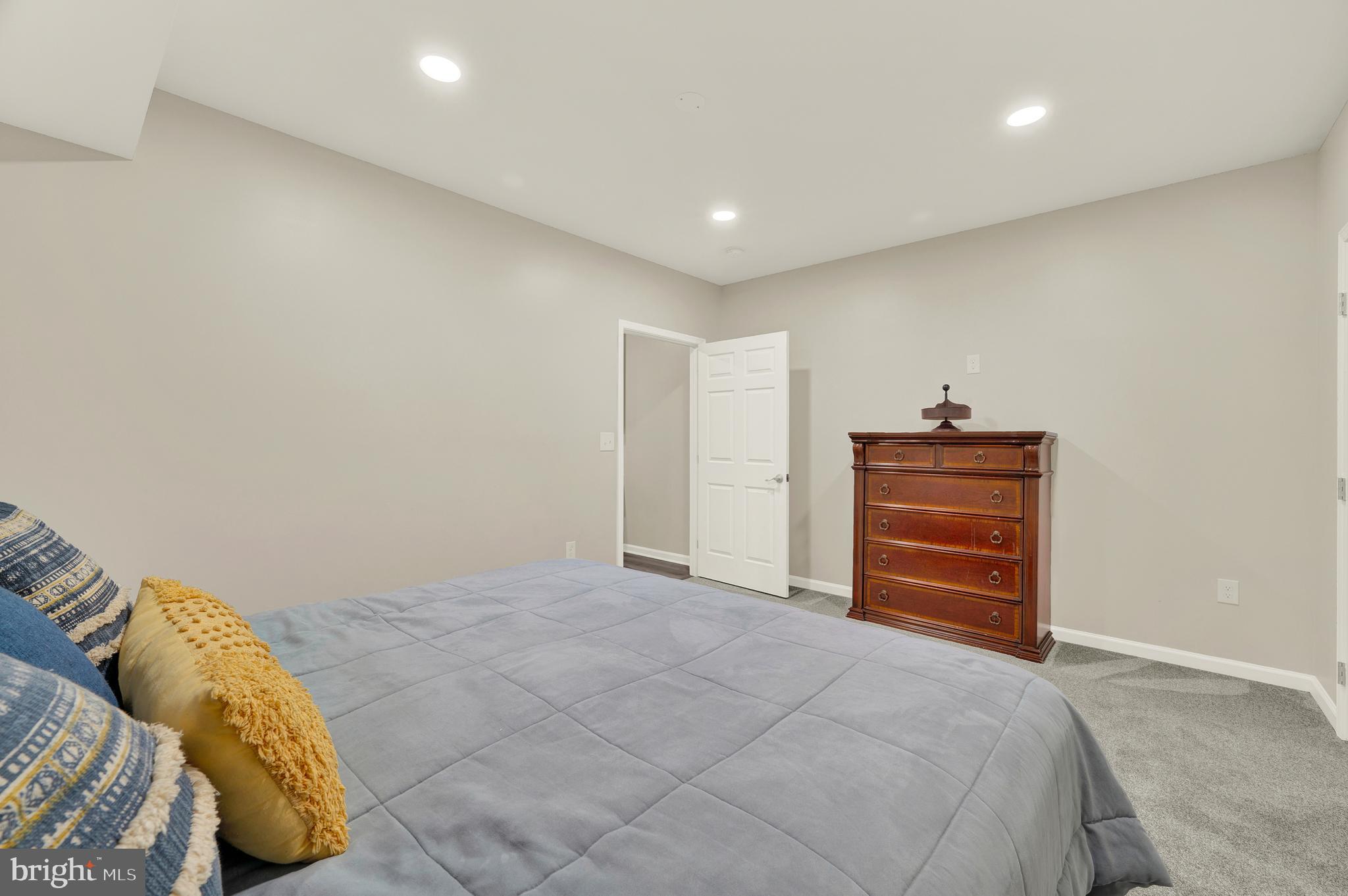 QUAIL RIDGE - Residential