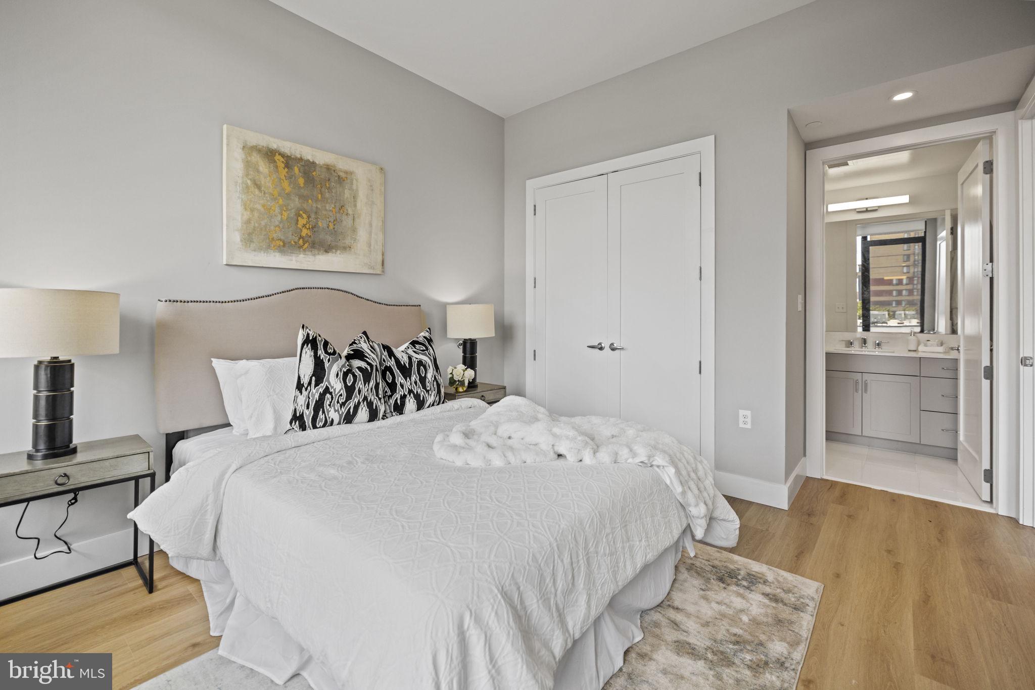 OLD TOWN ALEXANDRIA - Residential Lease