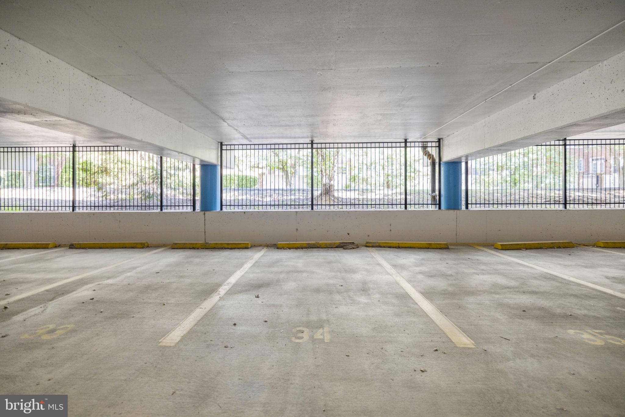 OLD TOWN ALEXANDRIA - Residential Lease