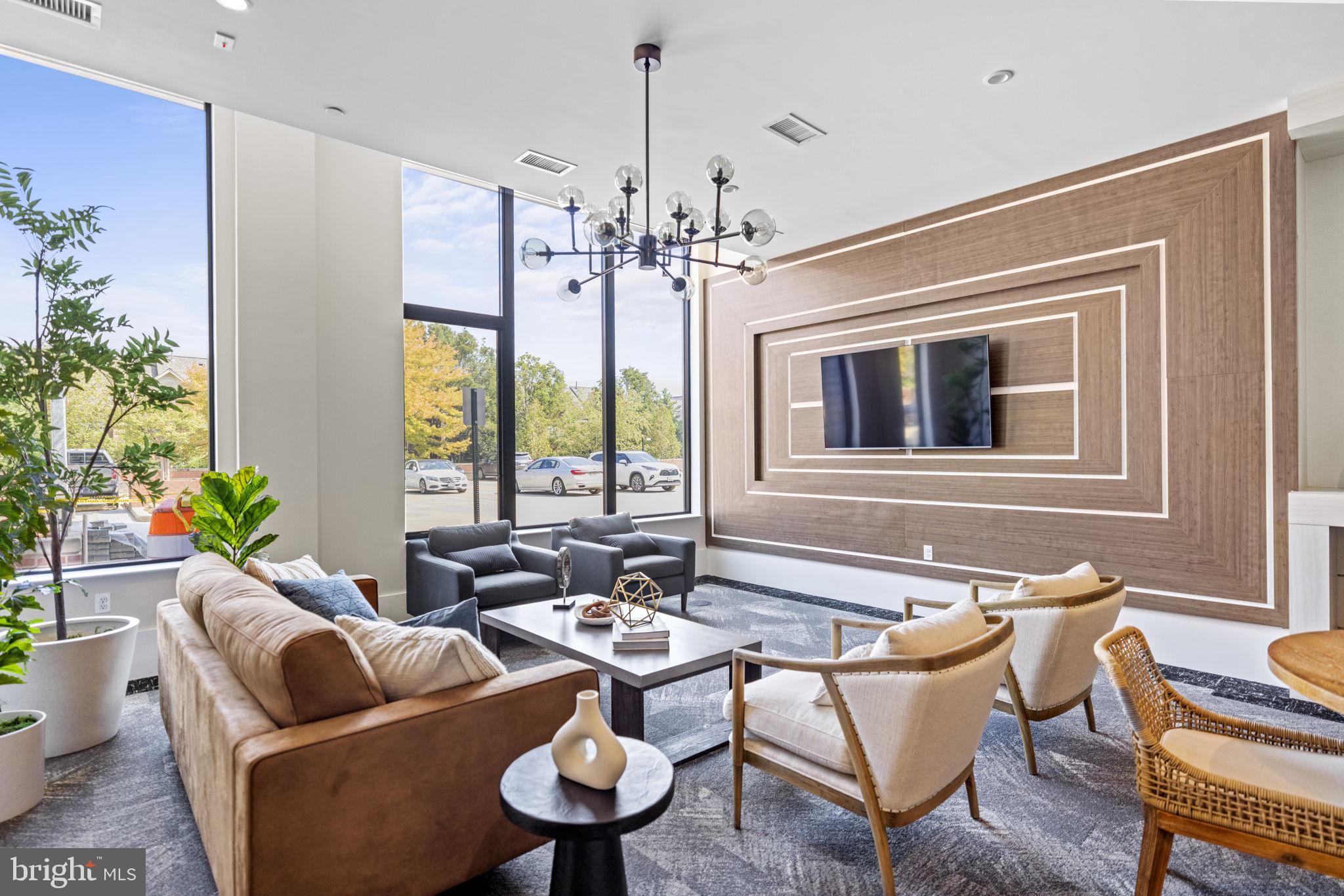 OLD TOWN ALEXANDRIA - Residential Lease