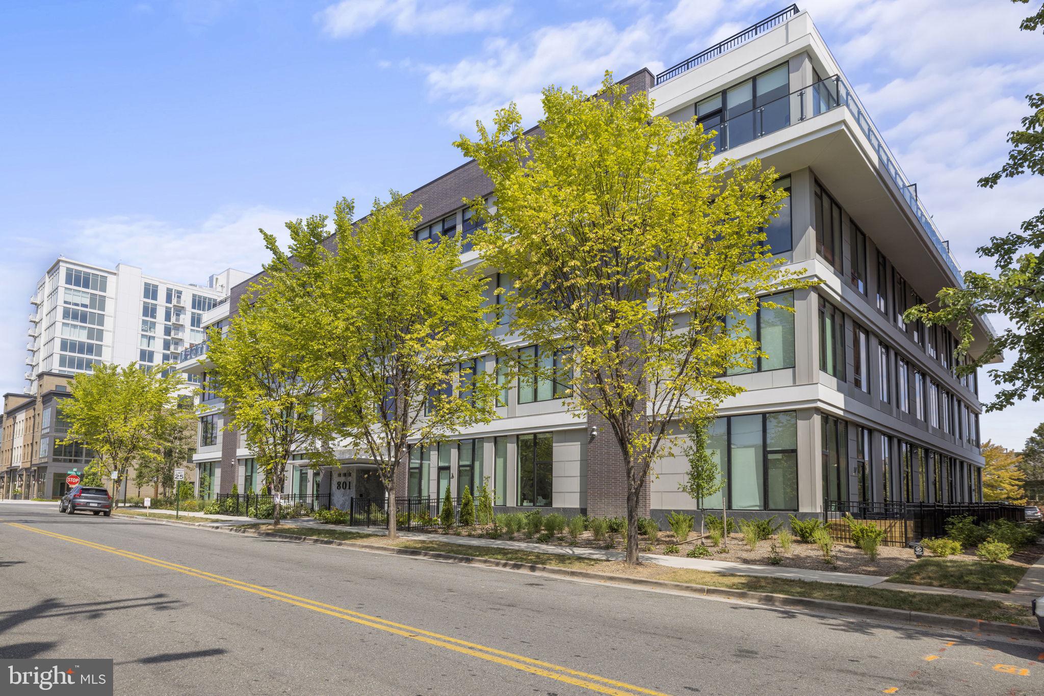 OLD TOWN ALEXANDRIA - Residential Lease