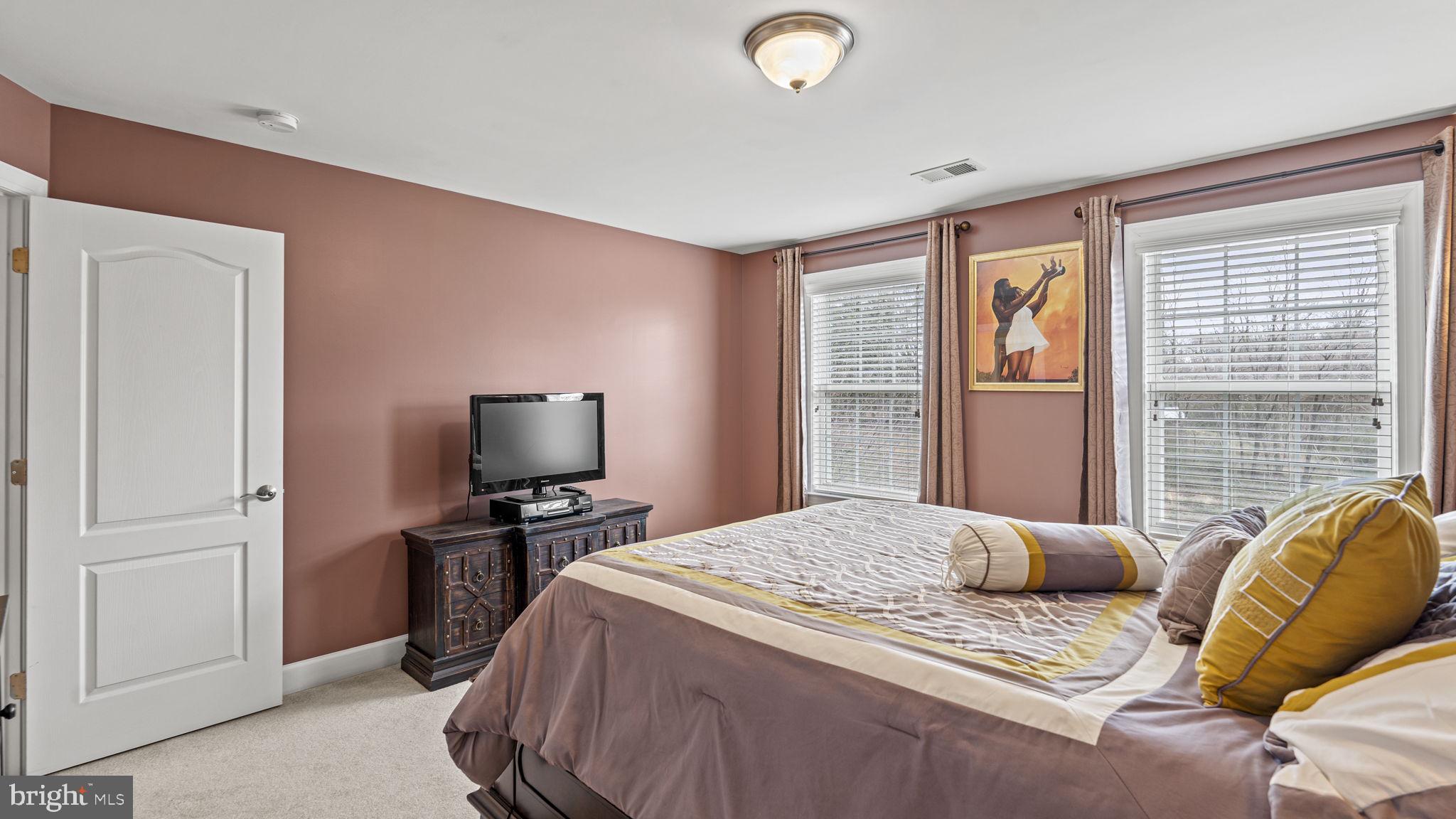 TOWERING OAKS ESTATES - Residential