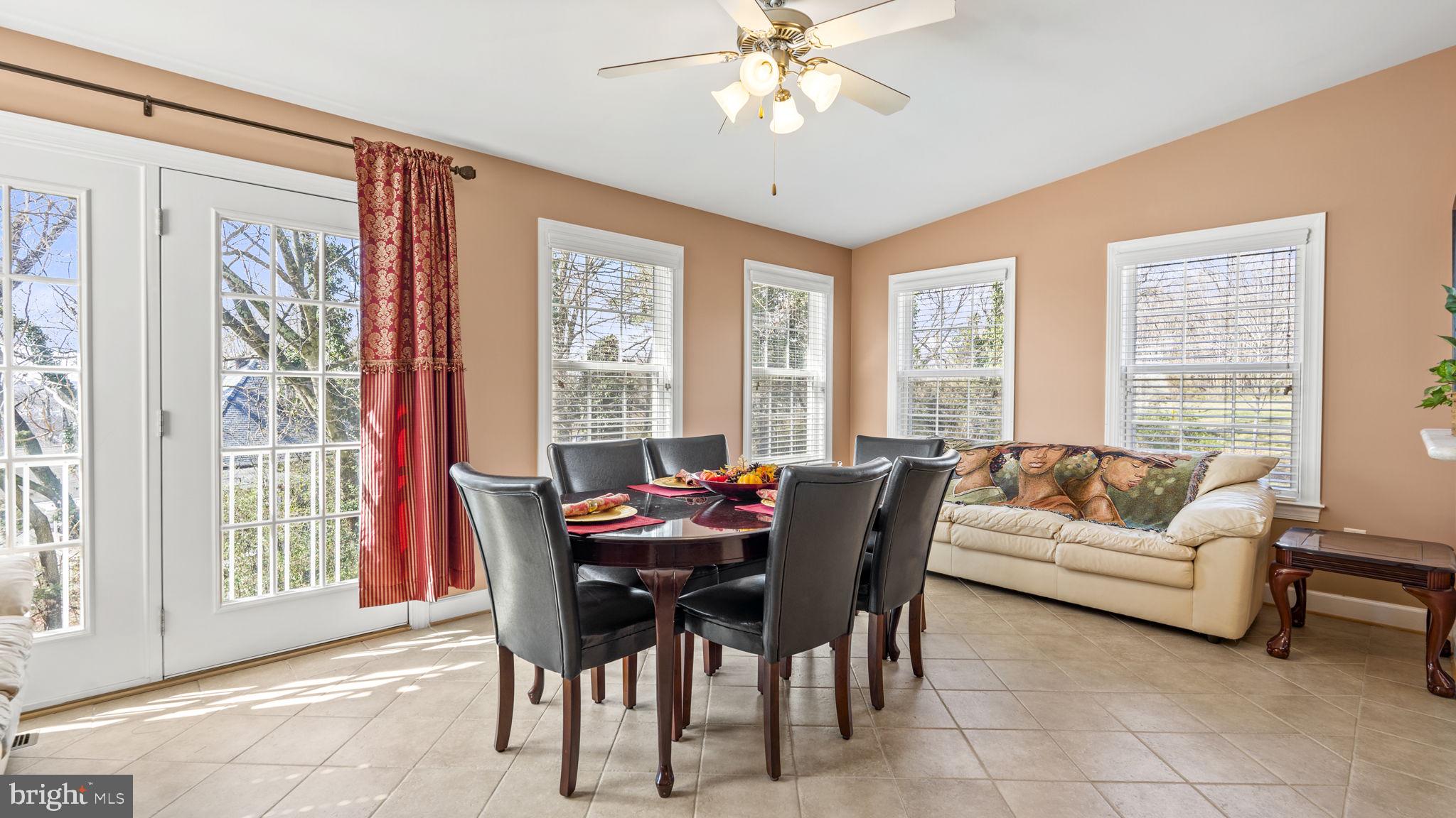 TOWERING OAKS ESTATES - Residential