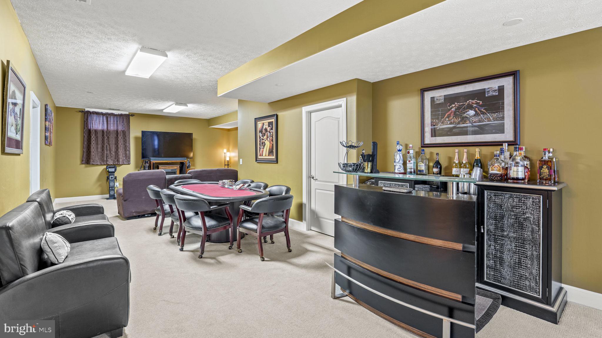 TOWERING OAKS ESTATES - Residential