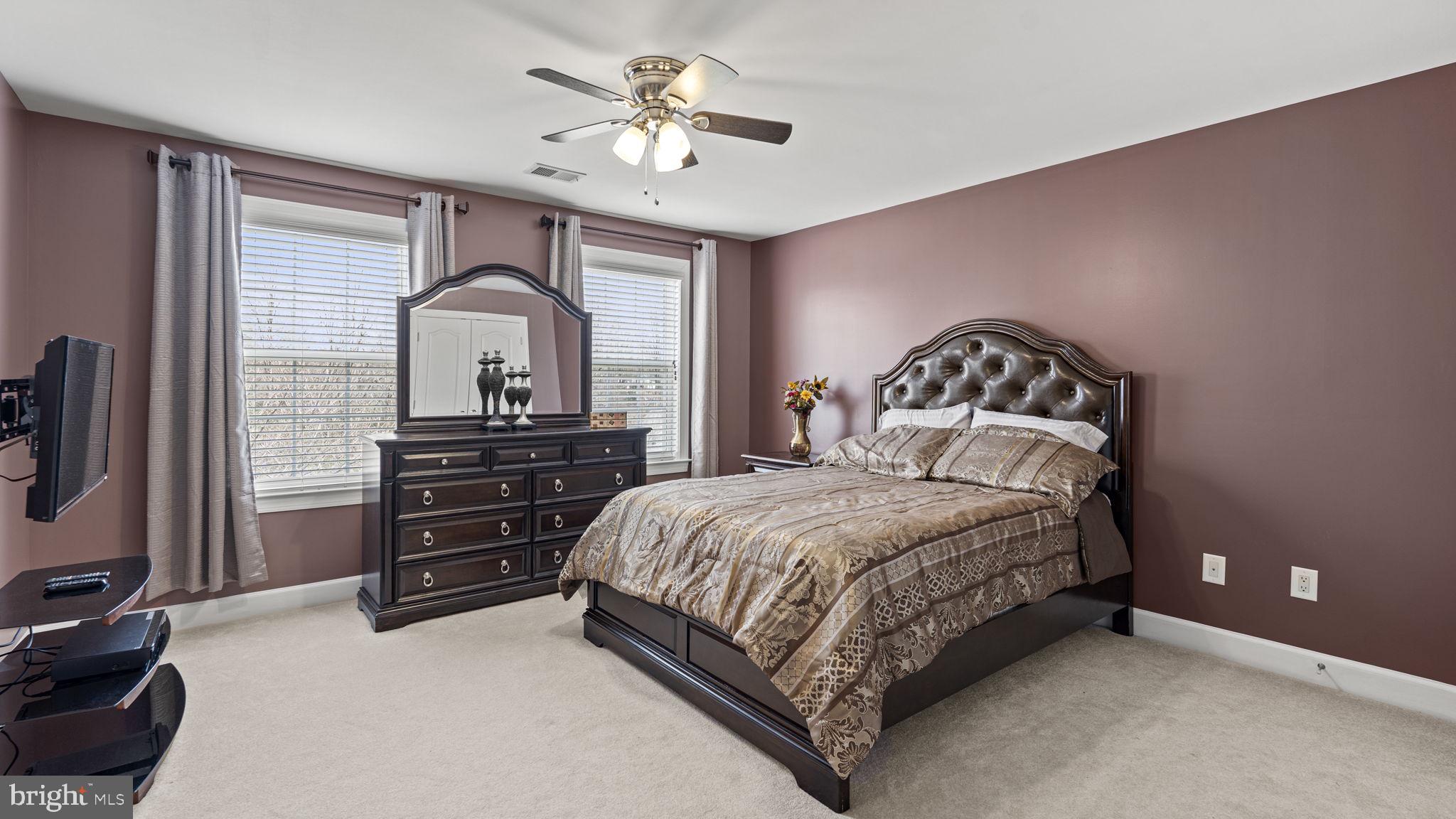 TOWERING OAKS ESTATES - Residential