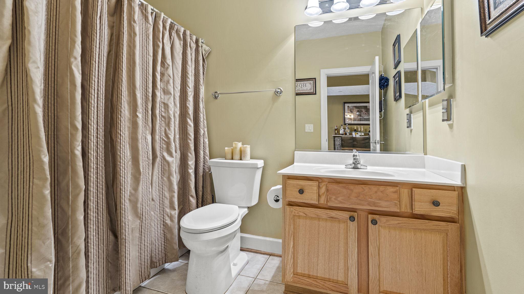 TOWERING OAKS ESTATES - Residential