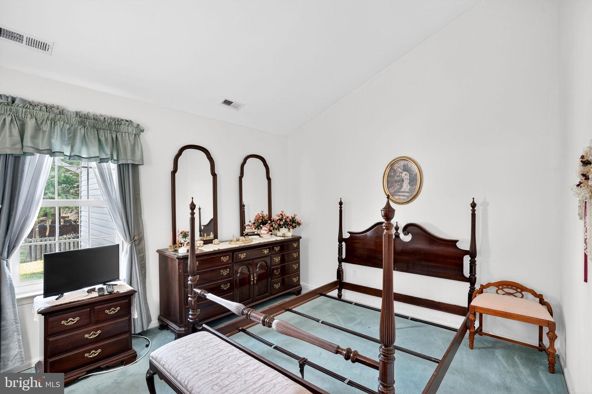 RIVERSIDE - Residential