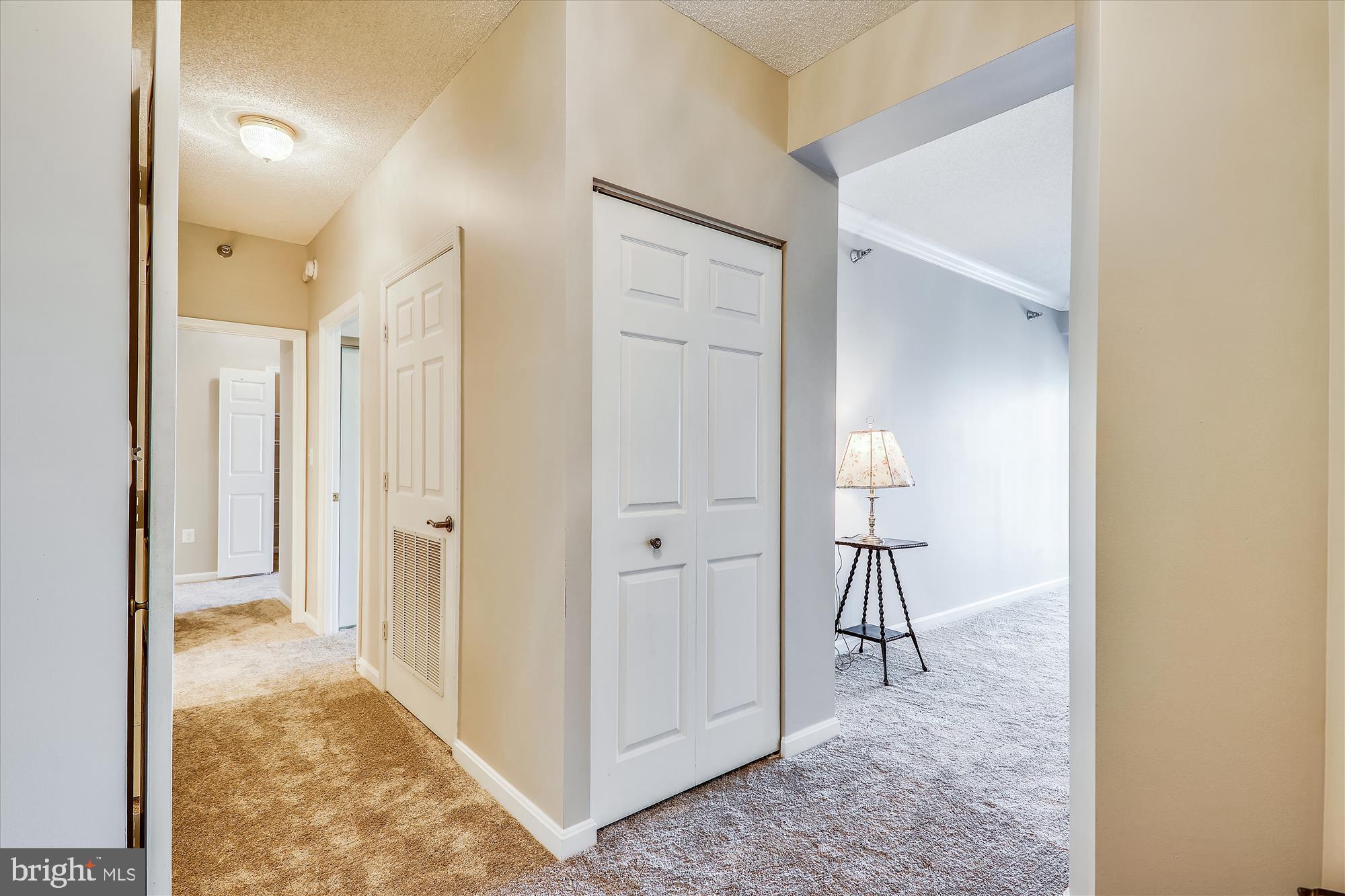 TURNBERRY COURTS AT LEIS - Residential