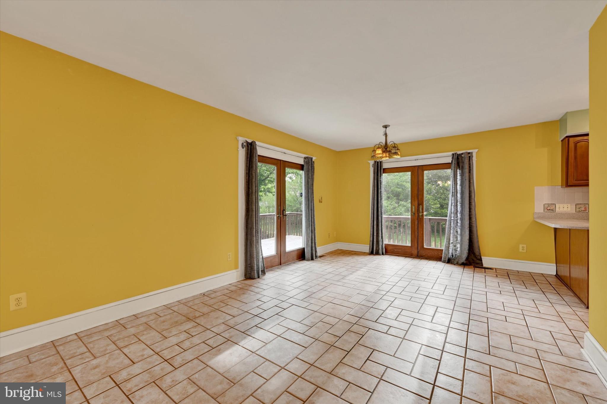 LINTHICUM HEIGHTS - Residential
