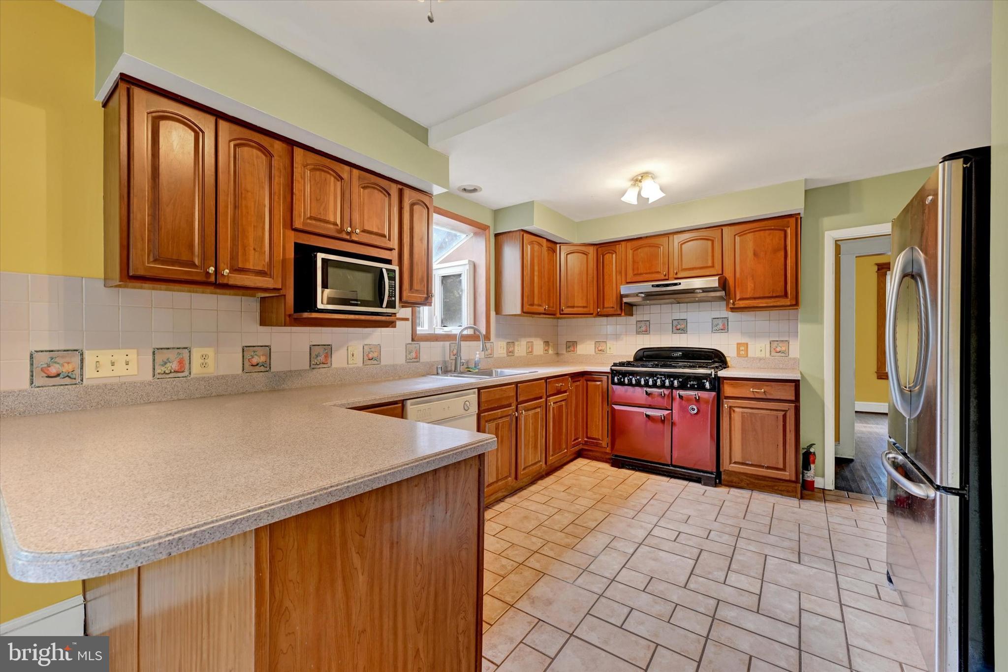 LINTHICUM HEIGHTS - Residential