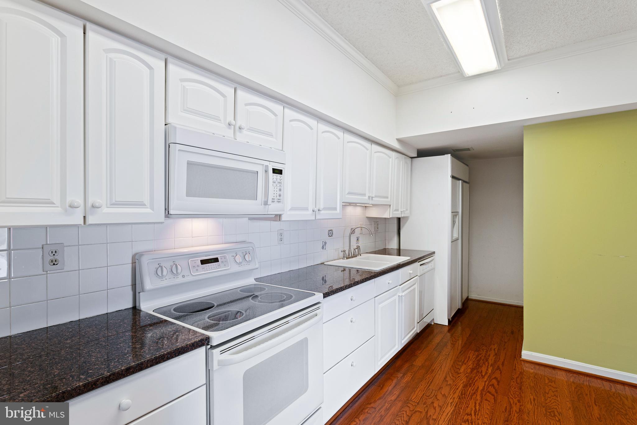 BELLA VISTA - Residential