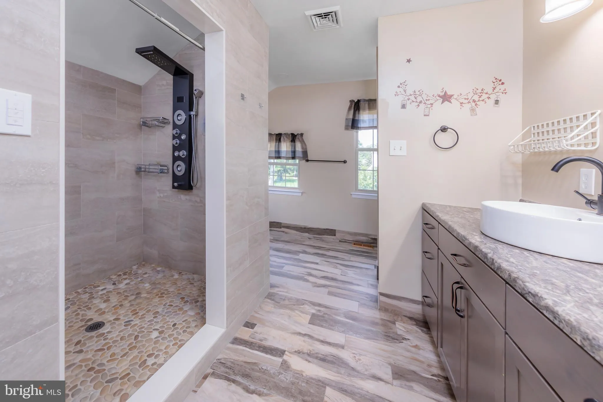 Pittsgrove, New Jersey 08318, United States, 3 Bedrooms Bedrooms, ,3 BathroomsBathrooms,Residential,Active,176897