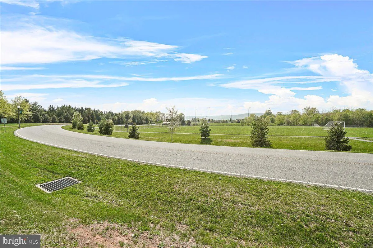 Frederick, Maryland 21701, United States, 5 Bedrooms Bedrooms, ,5 BathroomsBathrooms,Residential,Active,115072