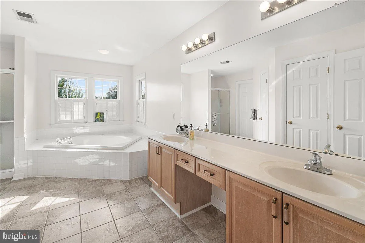 Frederick, Maryland 21701, United States, 5 Bedrooms Bedrooms, ,5 BathroomsBathrooms,Residential,Active,115072