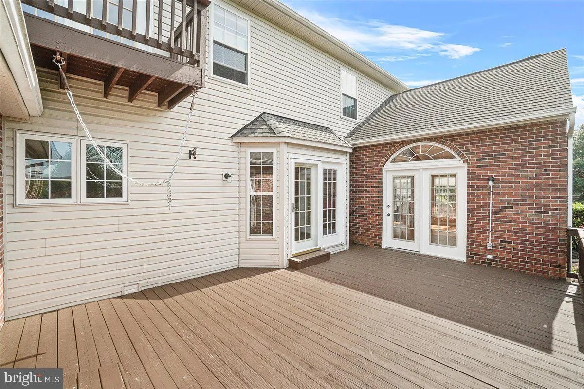 Frederick, Maryland 21701, United States, 5 Bedrooms Bedrooms, ,5 BathroomsBathrooms,Residential,Active,115072