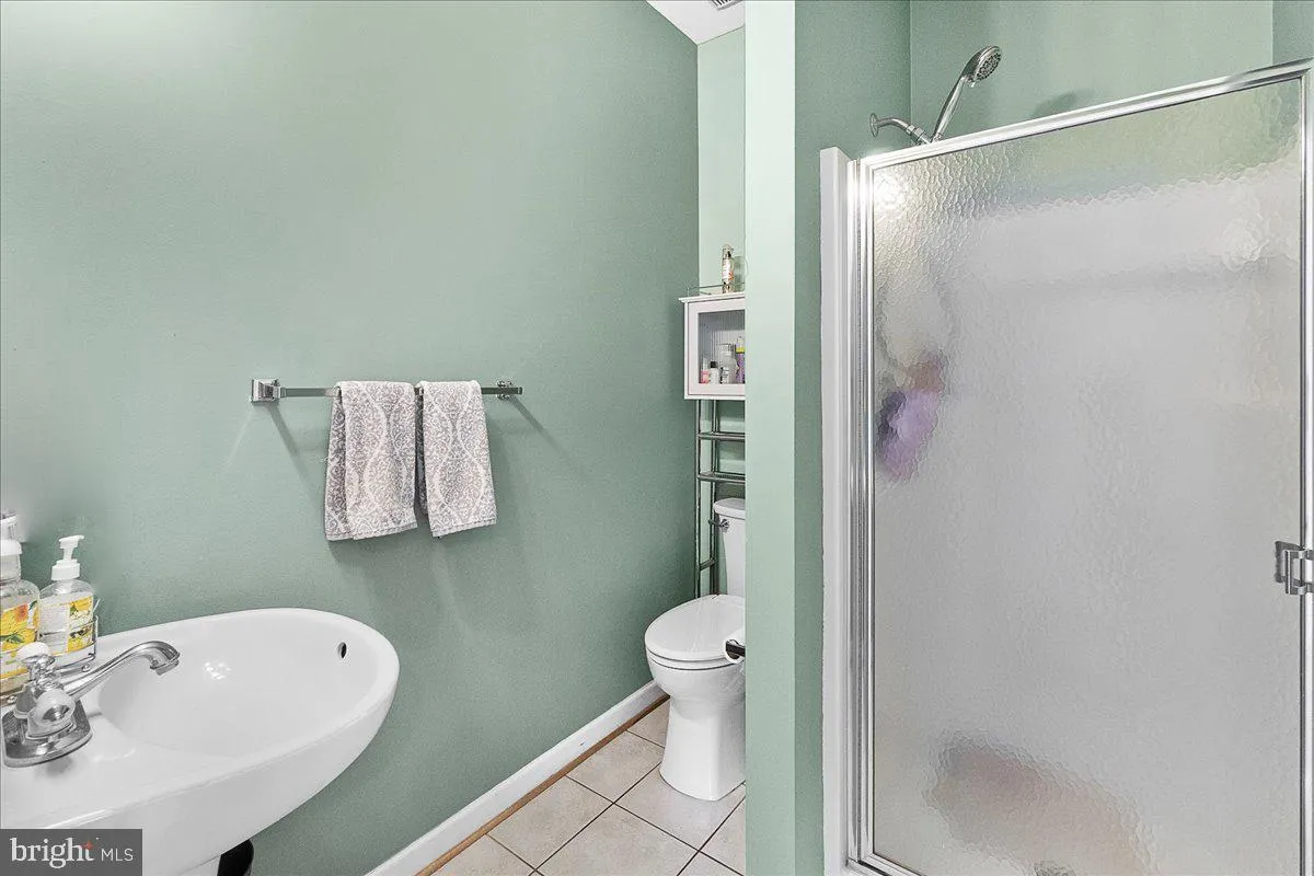 Frederick, Maryland 21701, United States, 5 Bedrooms Bedrooms, ,5 BathroomsBathrooms,Residential,Active,115072