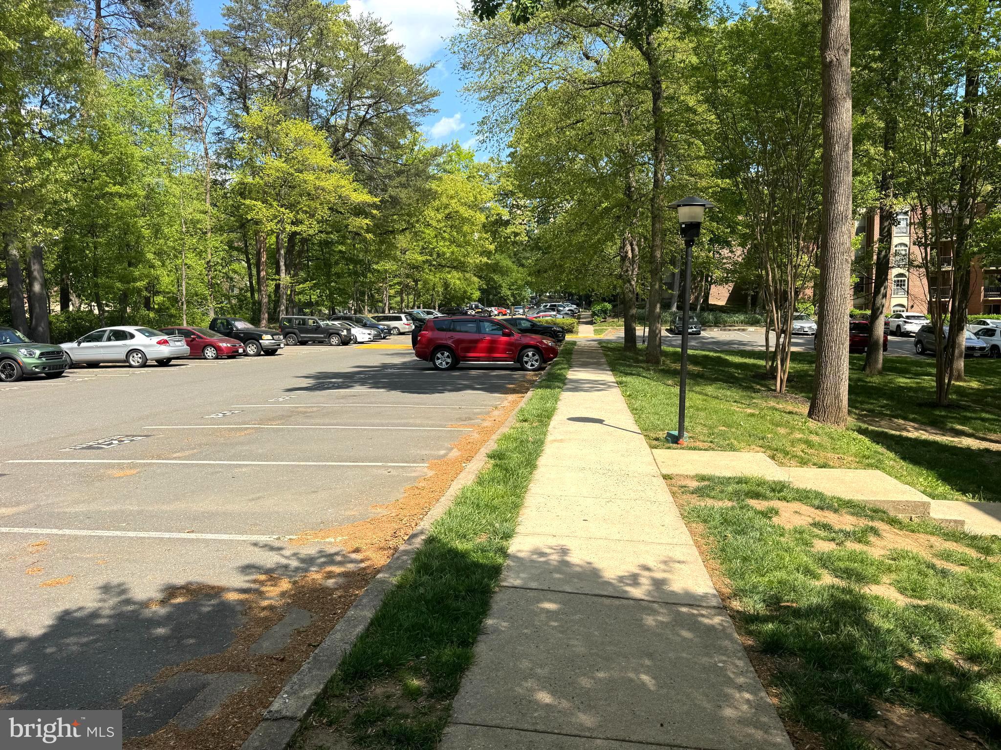 3312 WOODBURN VILLAGE DRIVE 31