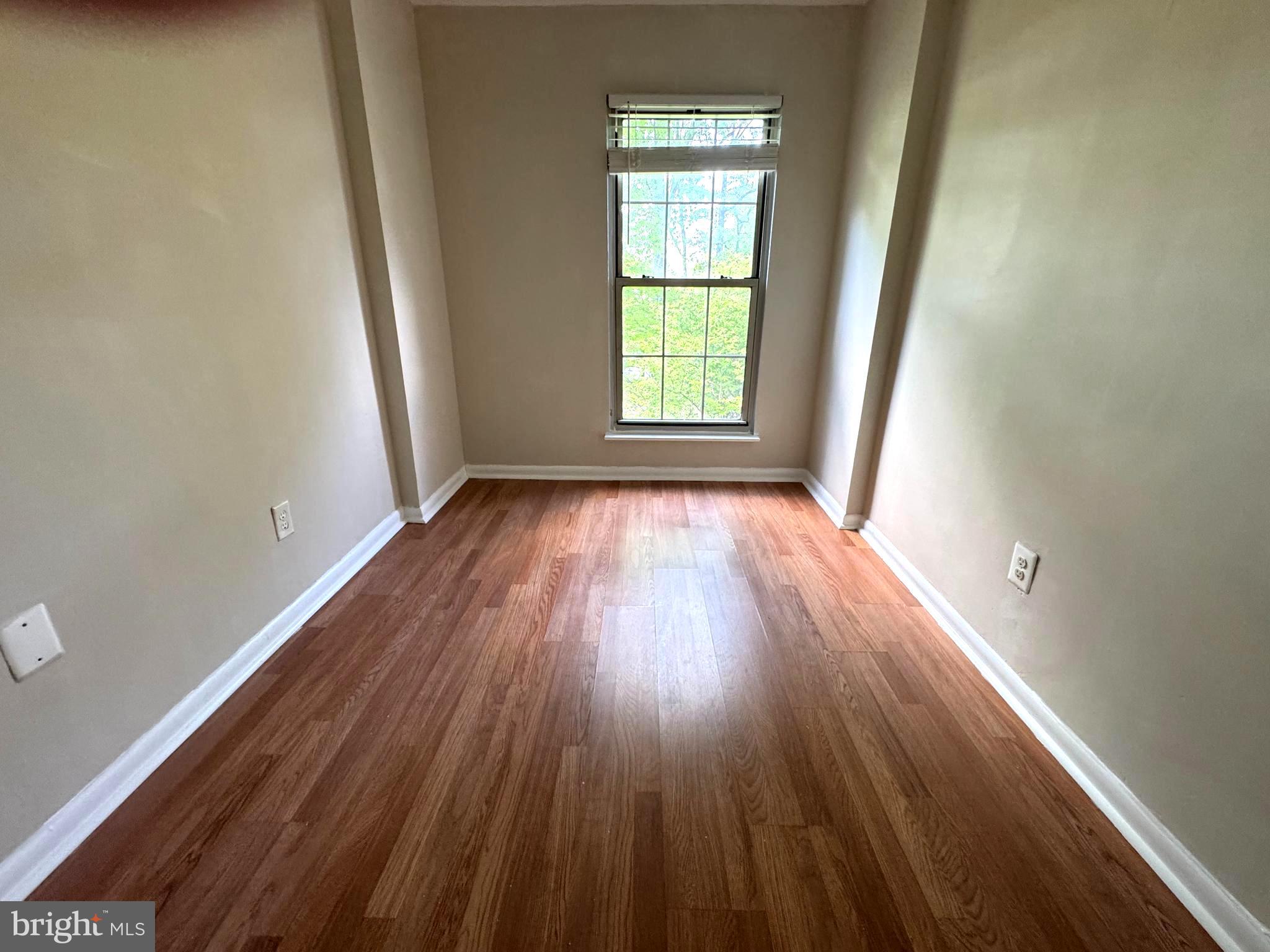 WOODBURN VILLAGE - Residential