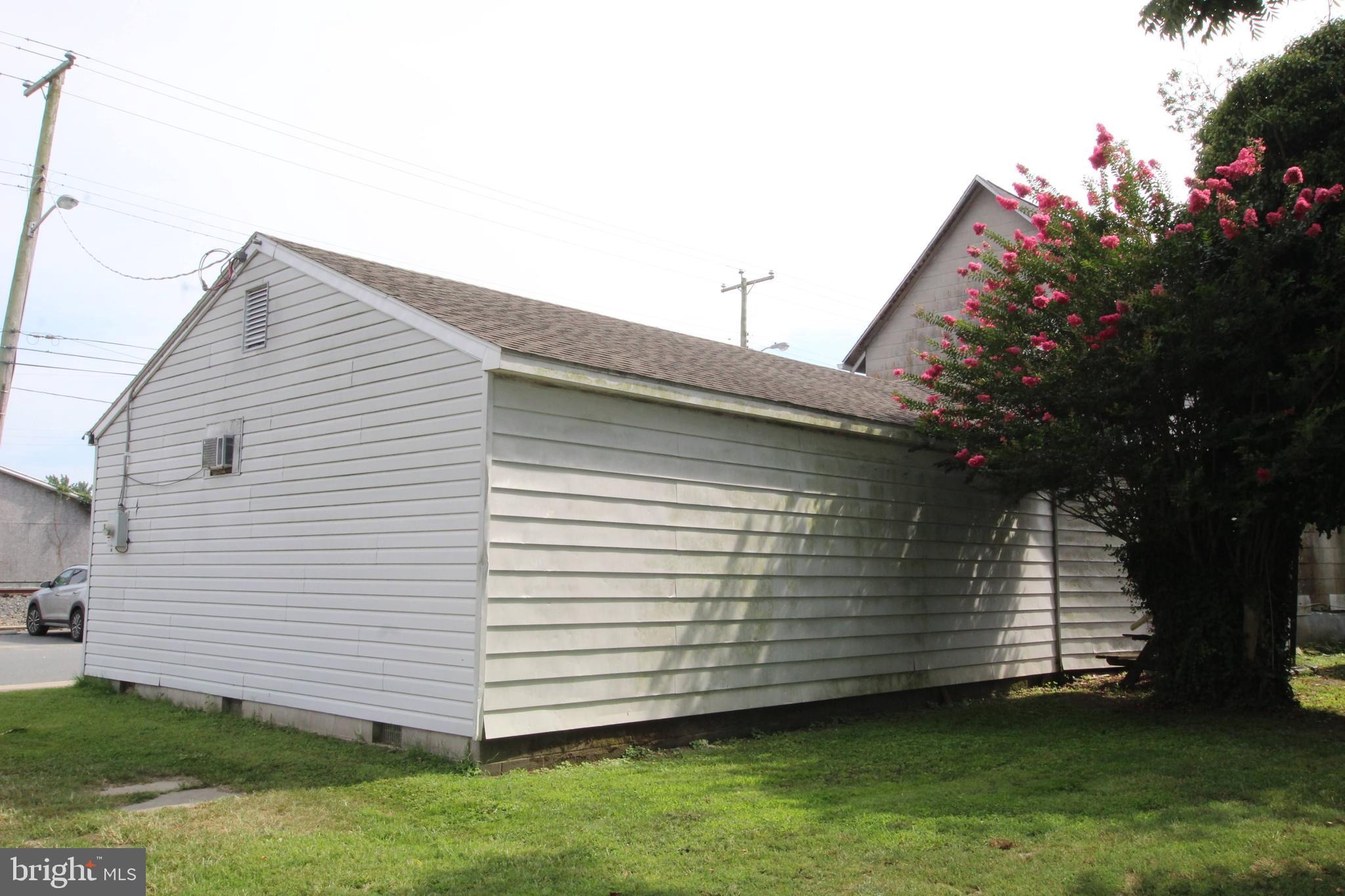 HURLOCK - Commercial Sale