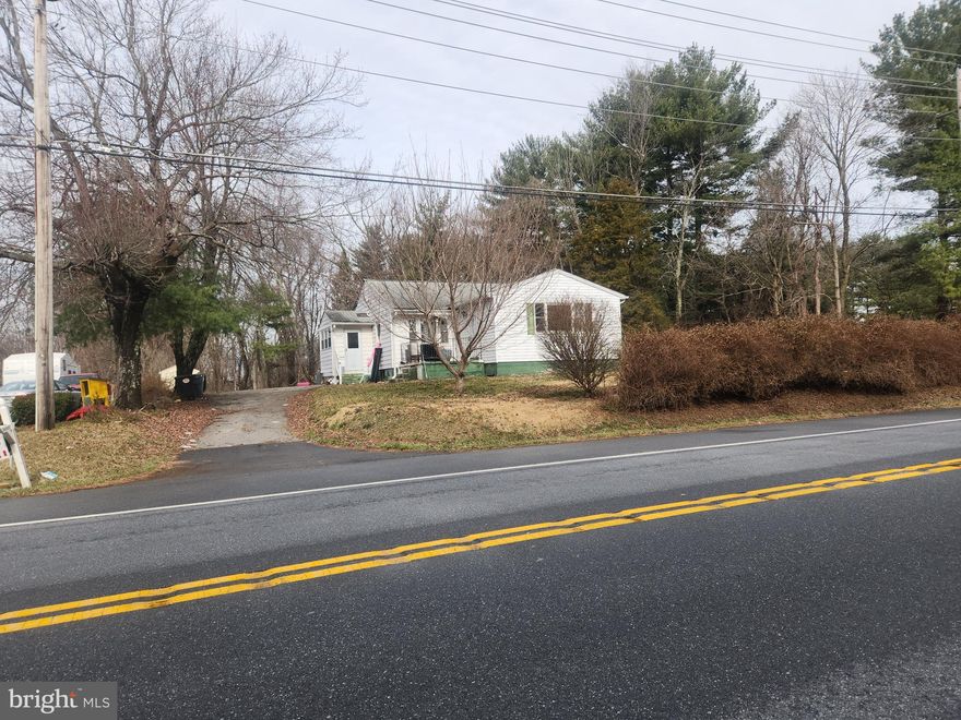 ONLINE AUCTION: This auction takes place on the Ashland Auction Group Website Bidding Platform. The seller is looking to make a deal as soon as possible. Bidding begins 03/23/2026 @ 10:00 AM. Bidding ends 03/25/2026 @ 11:00 AM. List Price is Suggested Opening Bid. Deposit: $25,000. Single Family House located on a +/- 21,780 SF (0.5 acres) lot in the Mount Airy area of Carroll County, MD. JUST MINUTES to the The Links at Challedon and Gillis Falls. Easy access to major traffic artery Gillis Falls Road. Property is vacant.