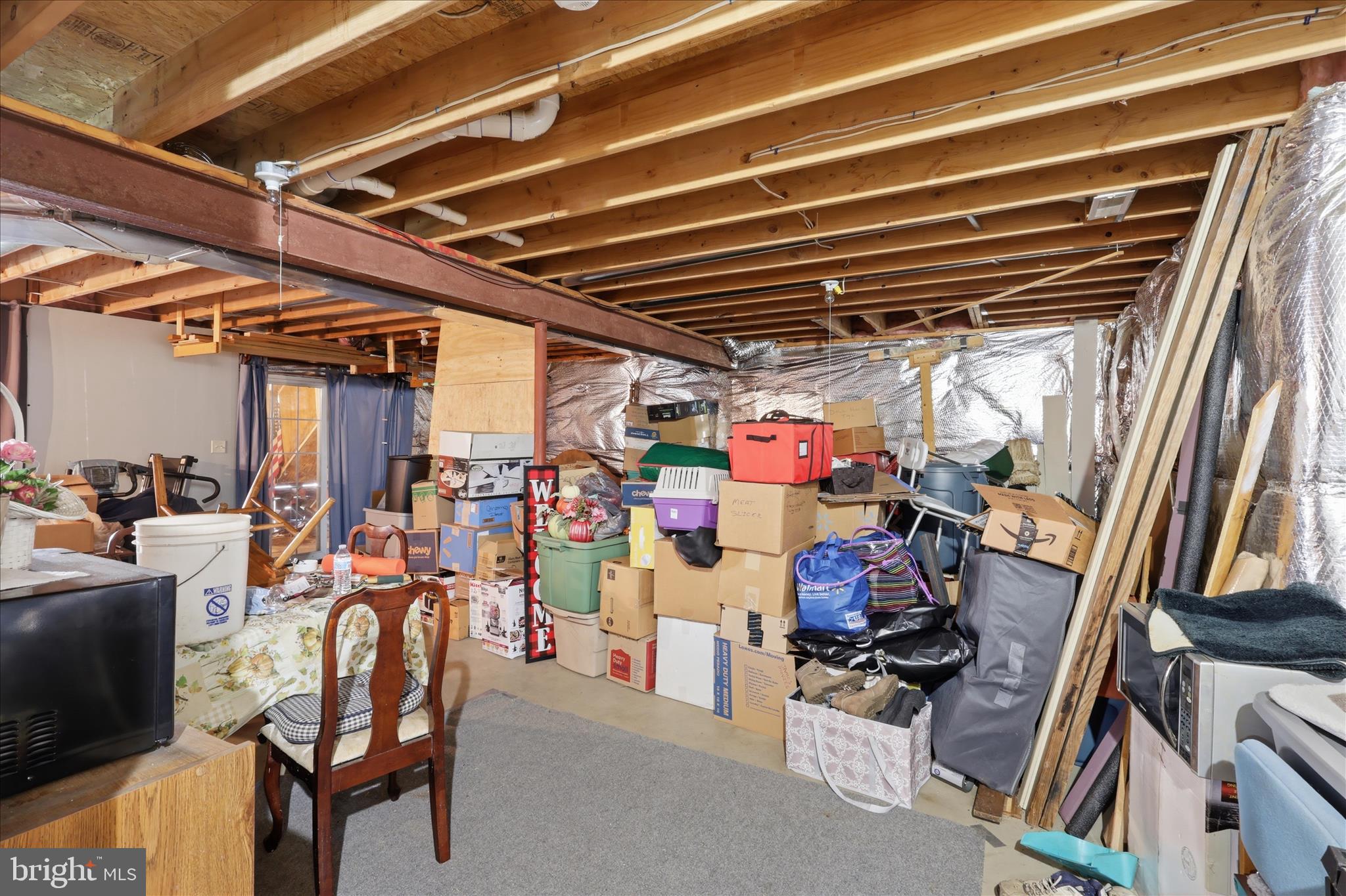 WHISPERING HILLS - Residential