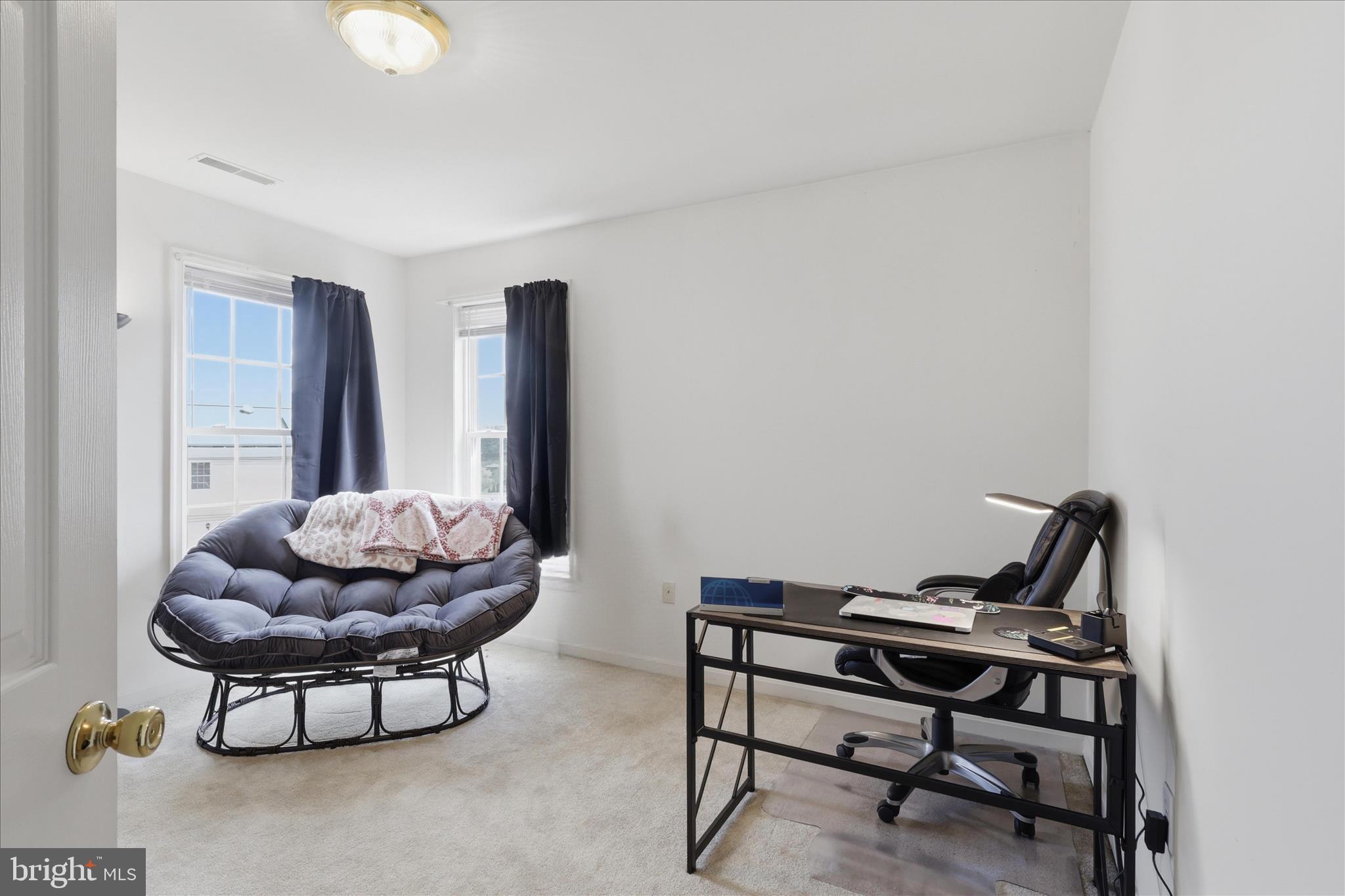 WHISPERING HILLS - Residential