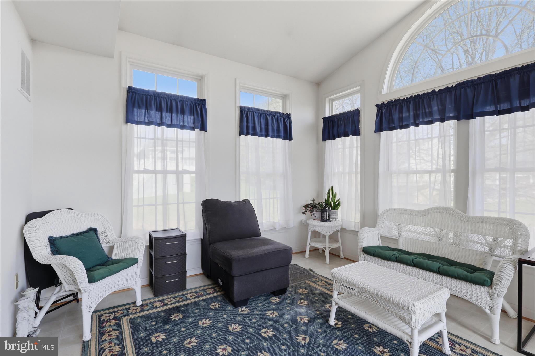 WHISPERING HILLS - Residential