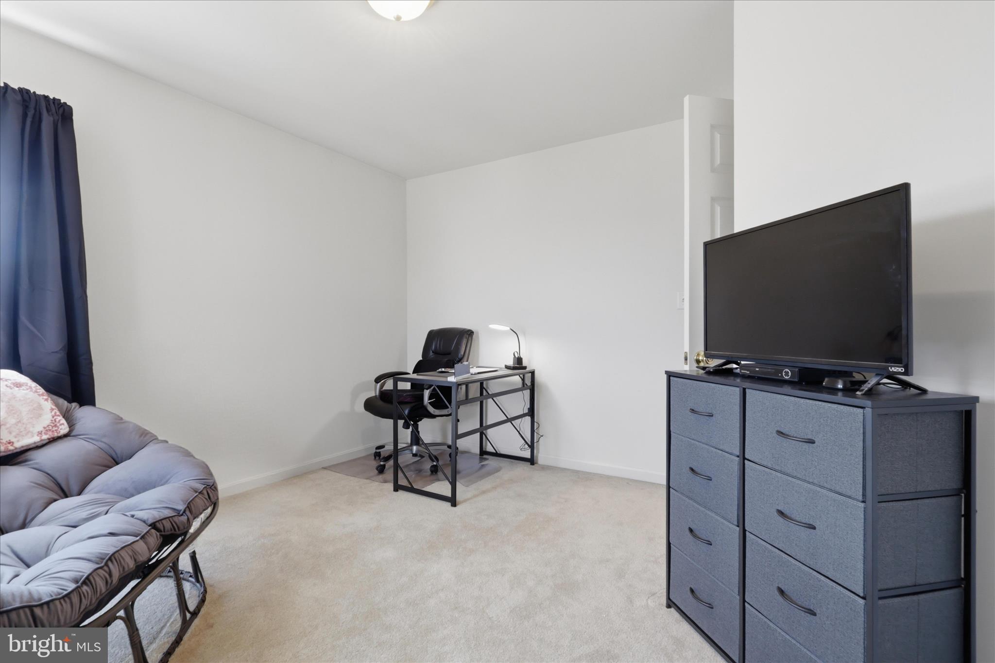 WHISPERING HILLS - Residential