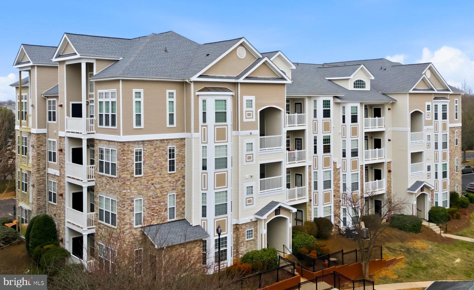 STRATFORD CLUB - Residential