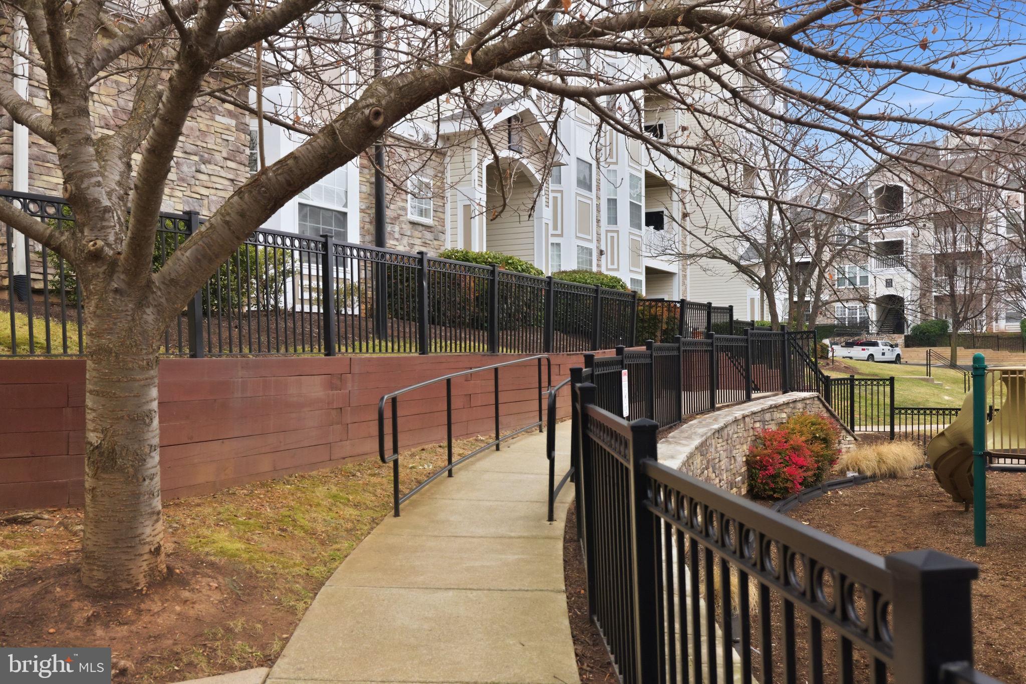 STRATFORD CLUB - Residential