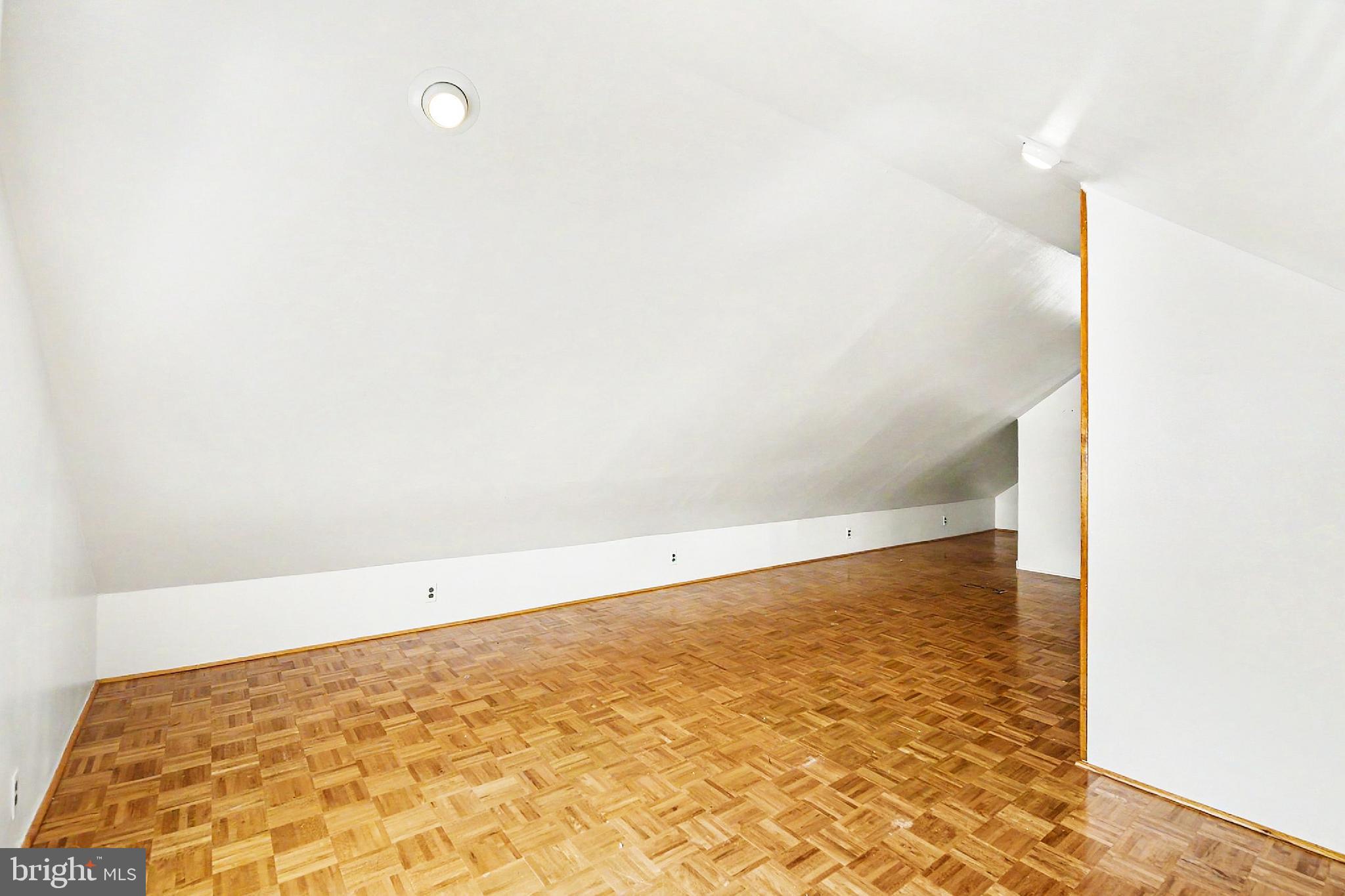 DUNDALK - Residential