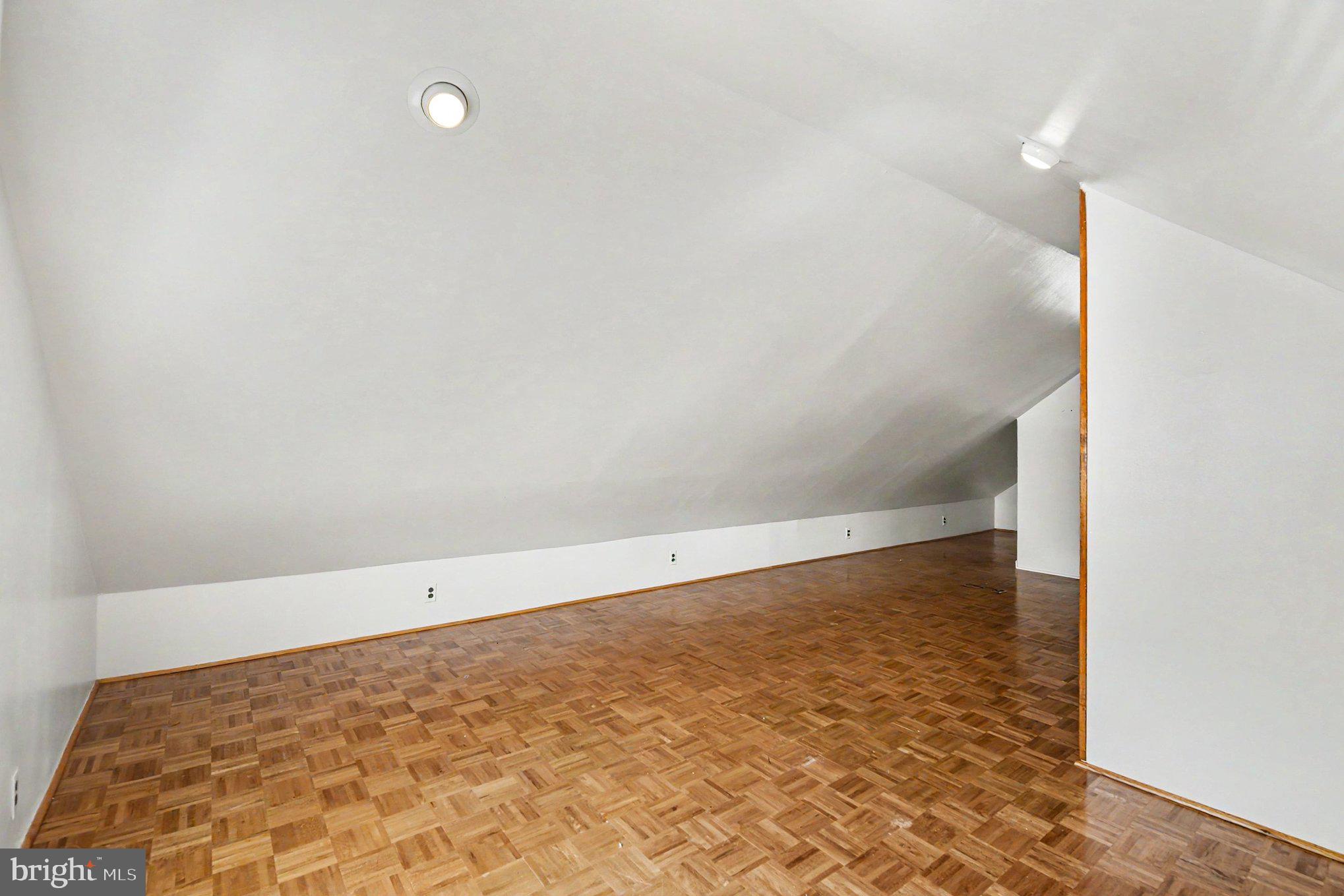 DUNDALK - Residential
