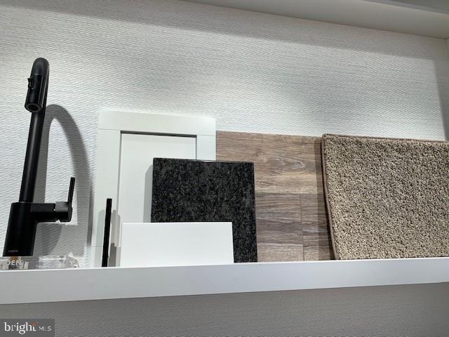 BRIDLE PATH - Residential