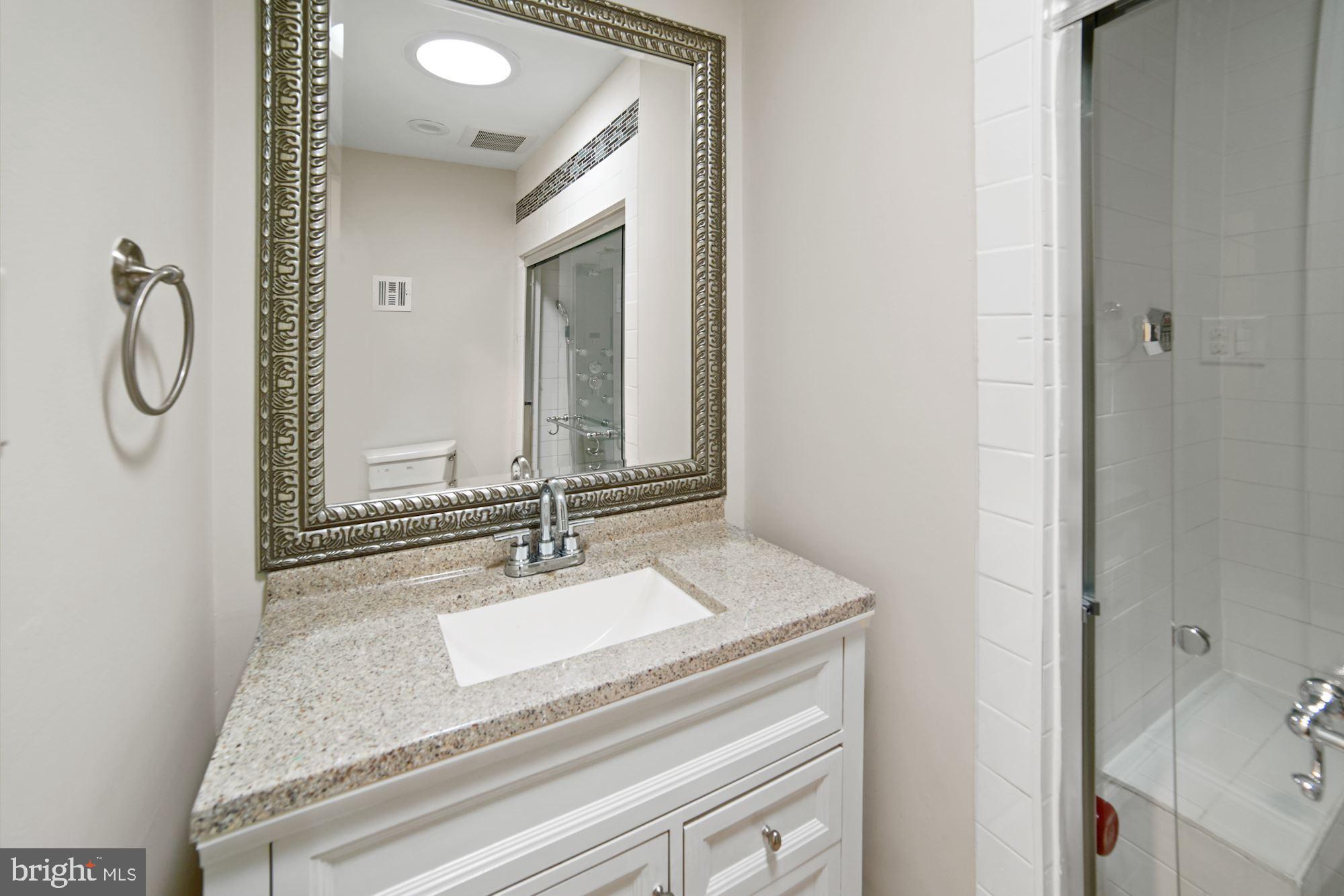 STONEGATE - Residential