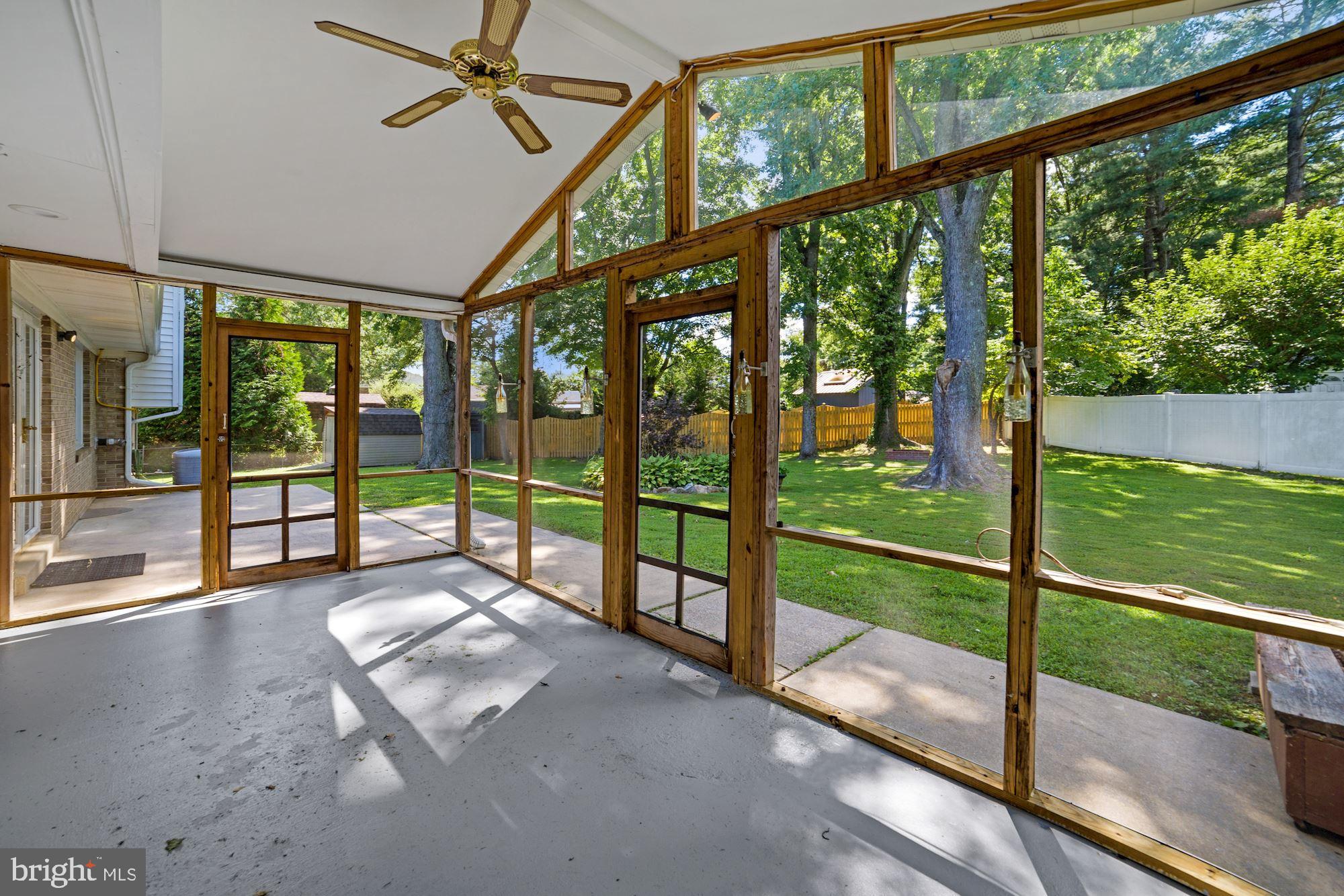 STONEGATE - Residential