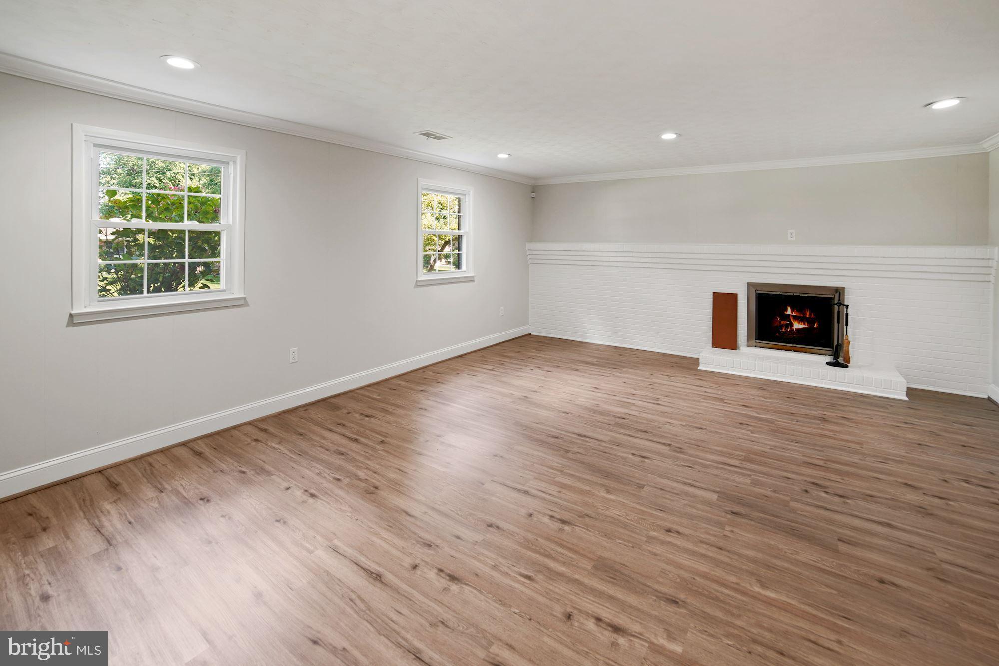 STONEGATE - Residential