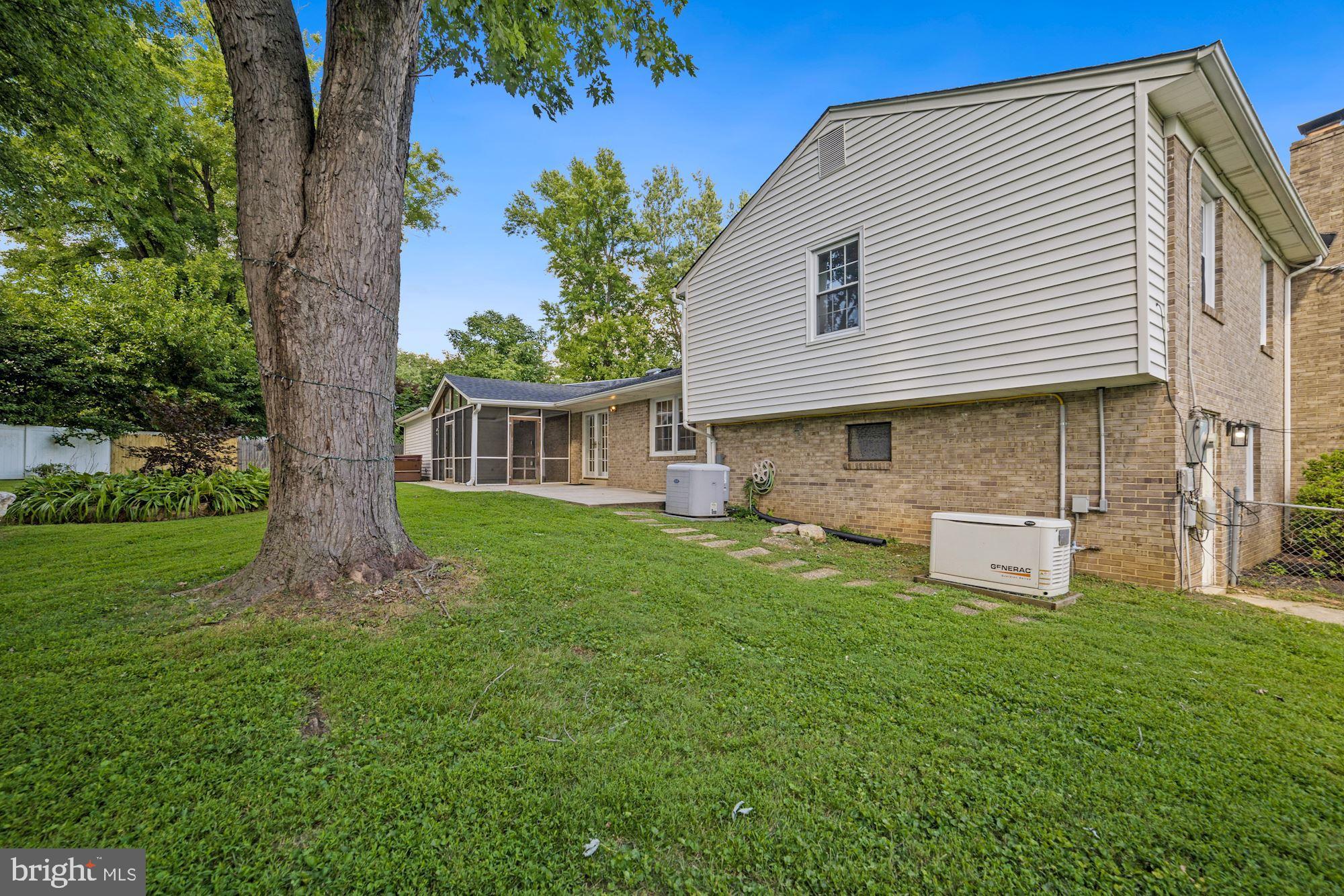 STONEGATE - Residential