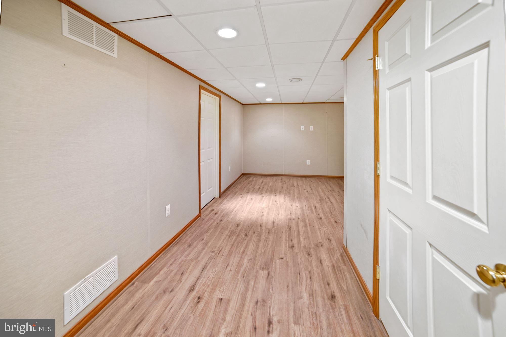 STONEGATE - Residential