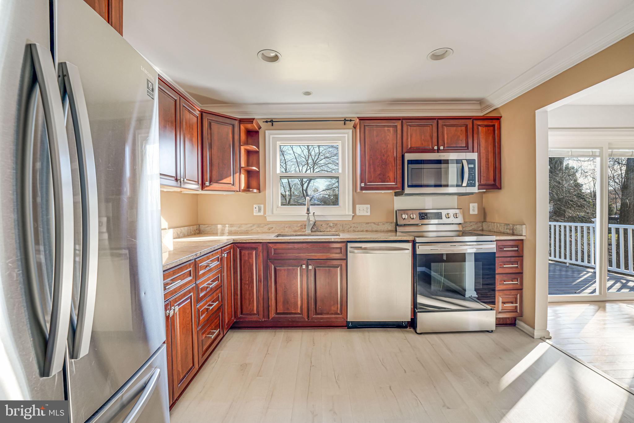 SOUTH KINGS FOREST - Residential Lease