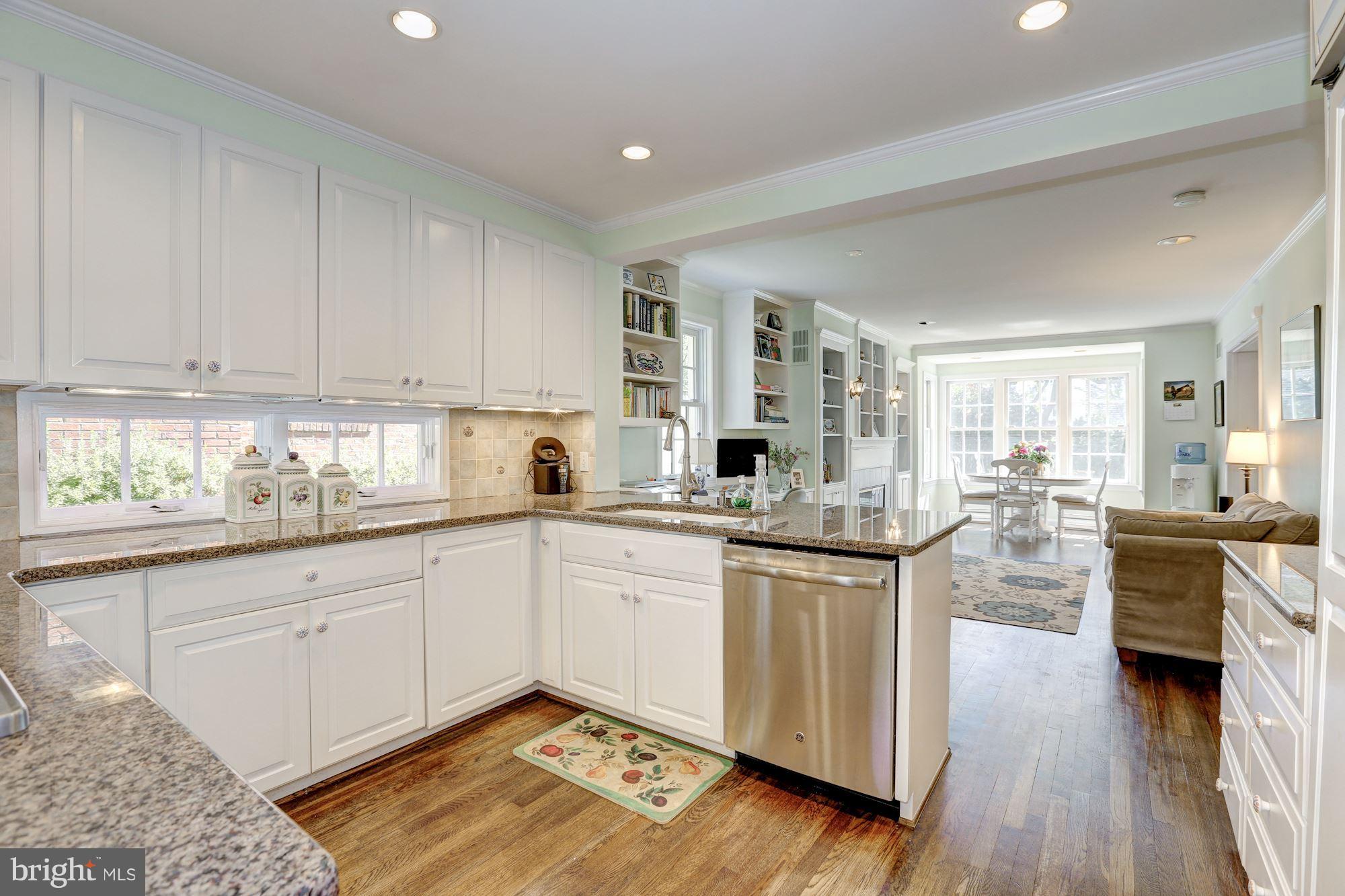 CHEVY CHASE - Residential