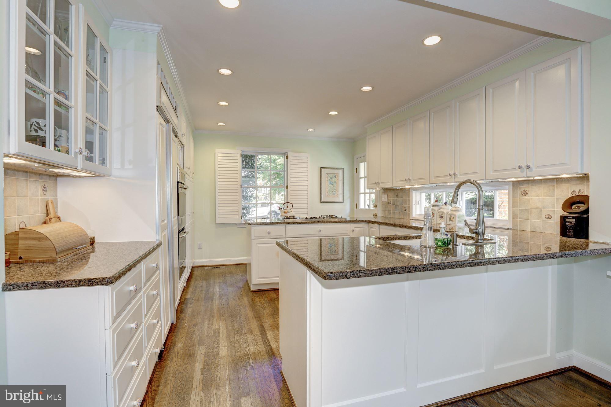 CHEVY CHASE - Residential