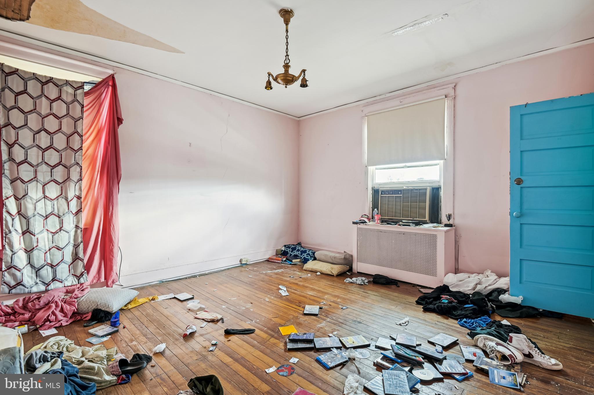 LIBERTY HEIGHTS - Residential