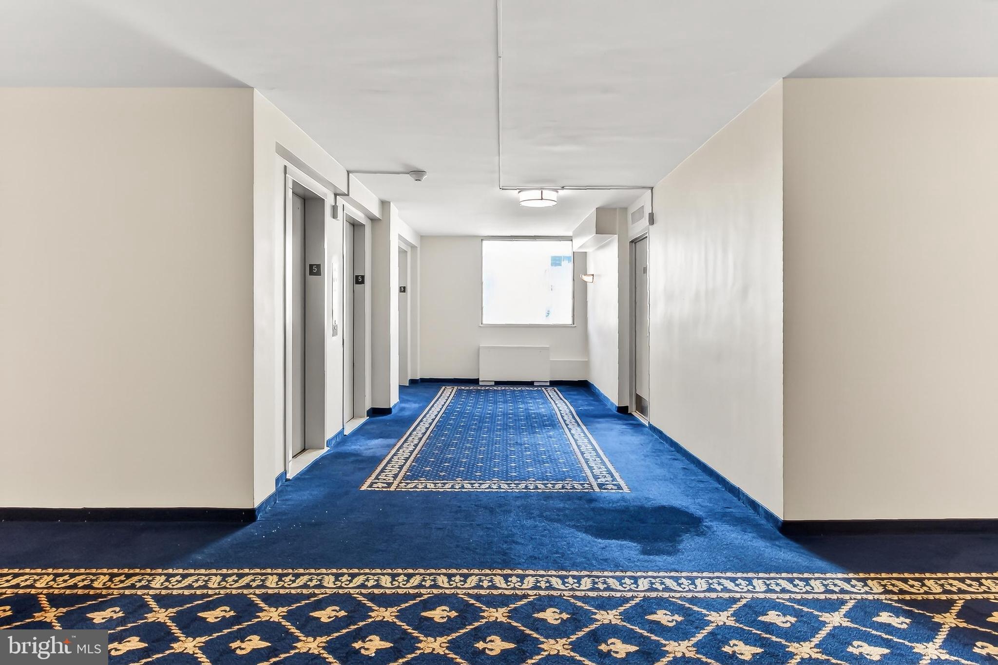 PORT ROYAL CONDOMINIUM - Residential